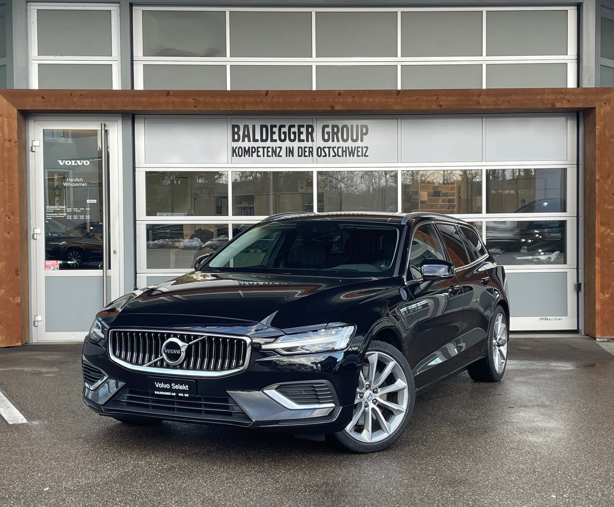 listing desktop thumbnail image 0