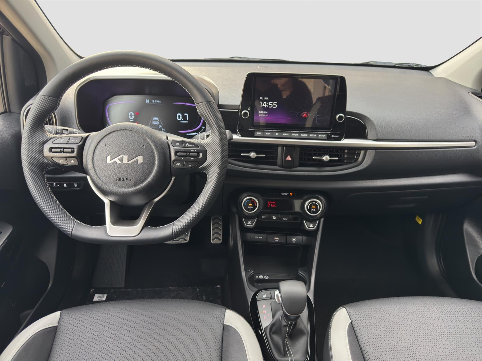 listing desktop thumbnail image 8