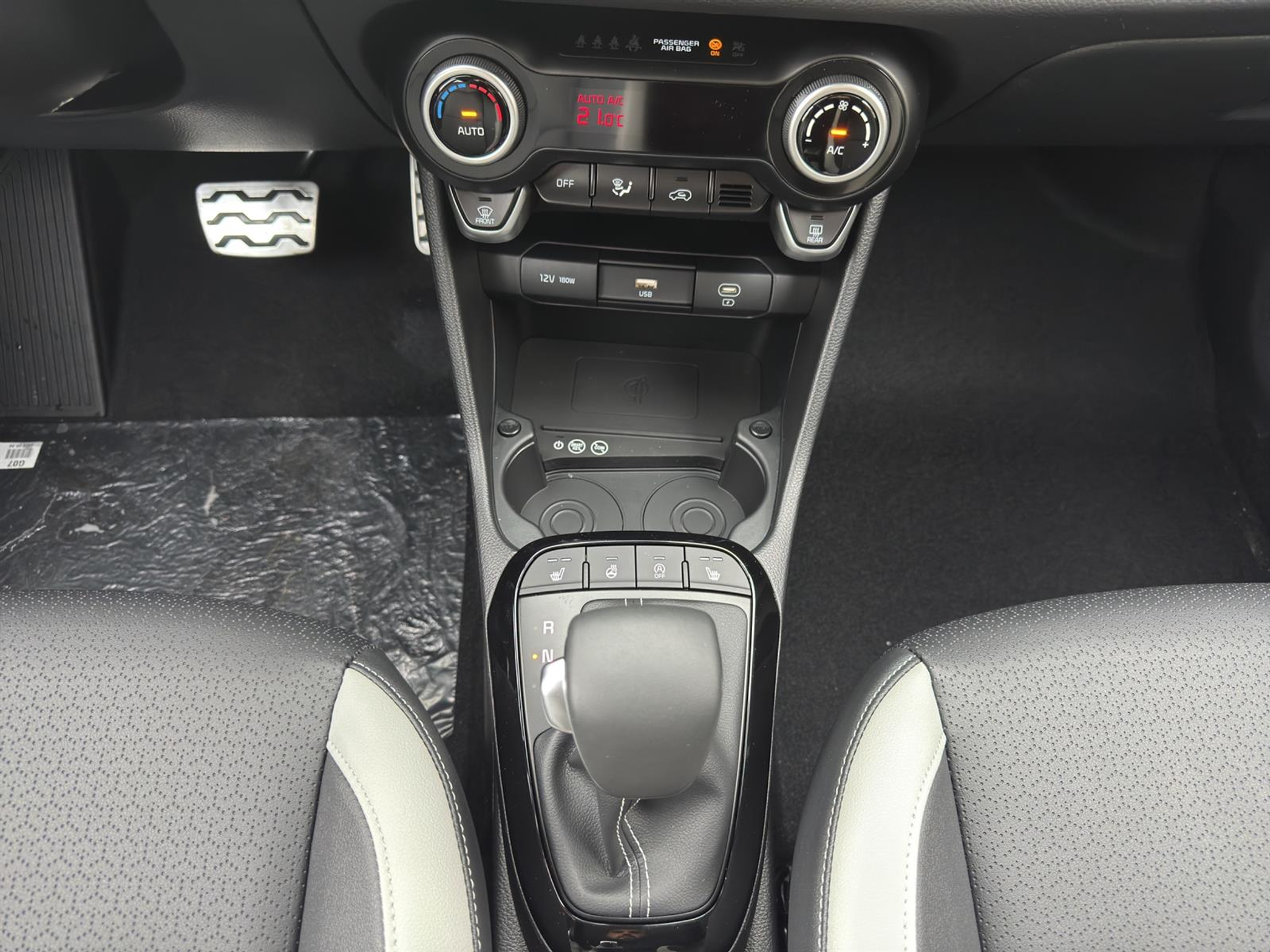 listing desktop thumbnail image 10