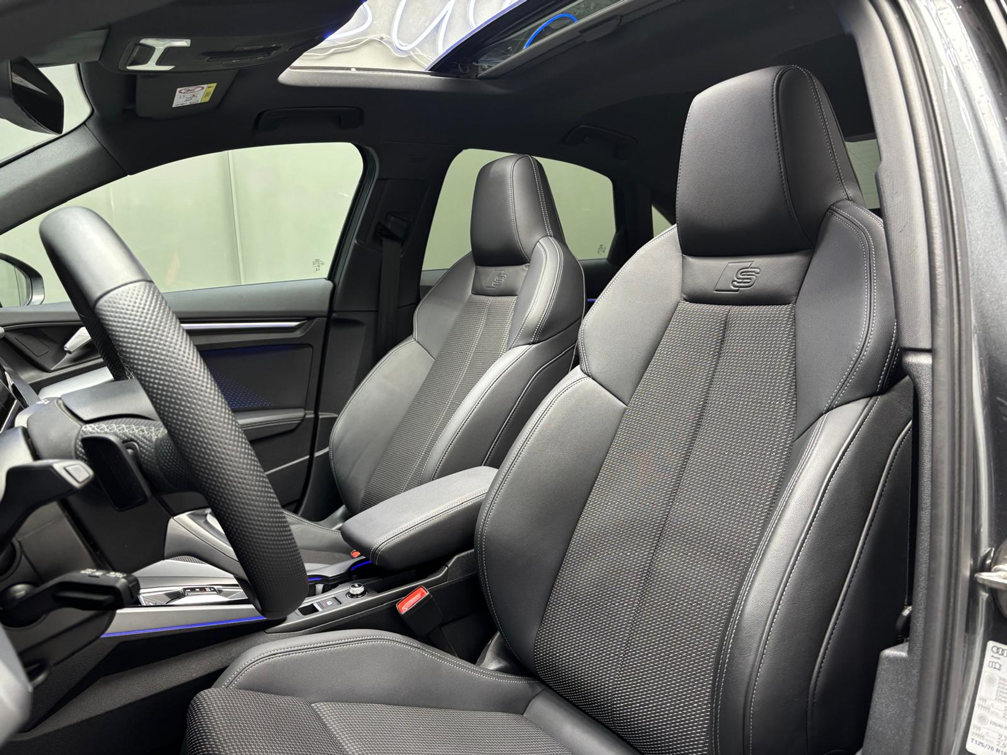 listing desktop thumbnail image 11