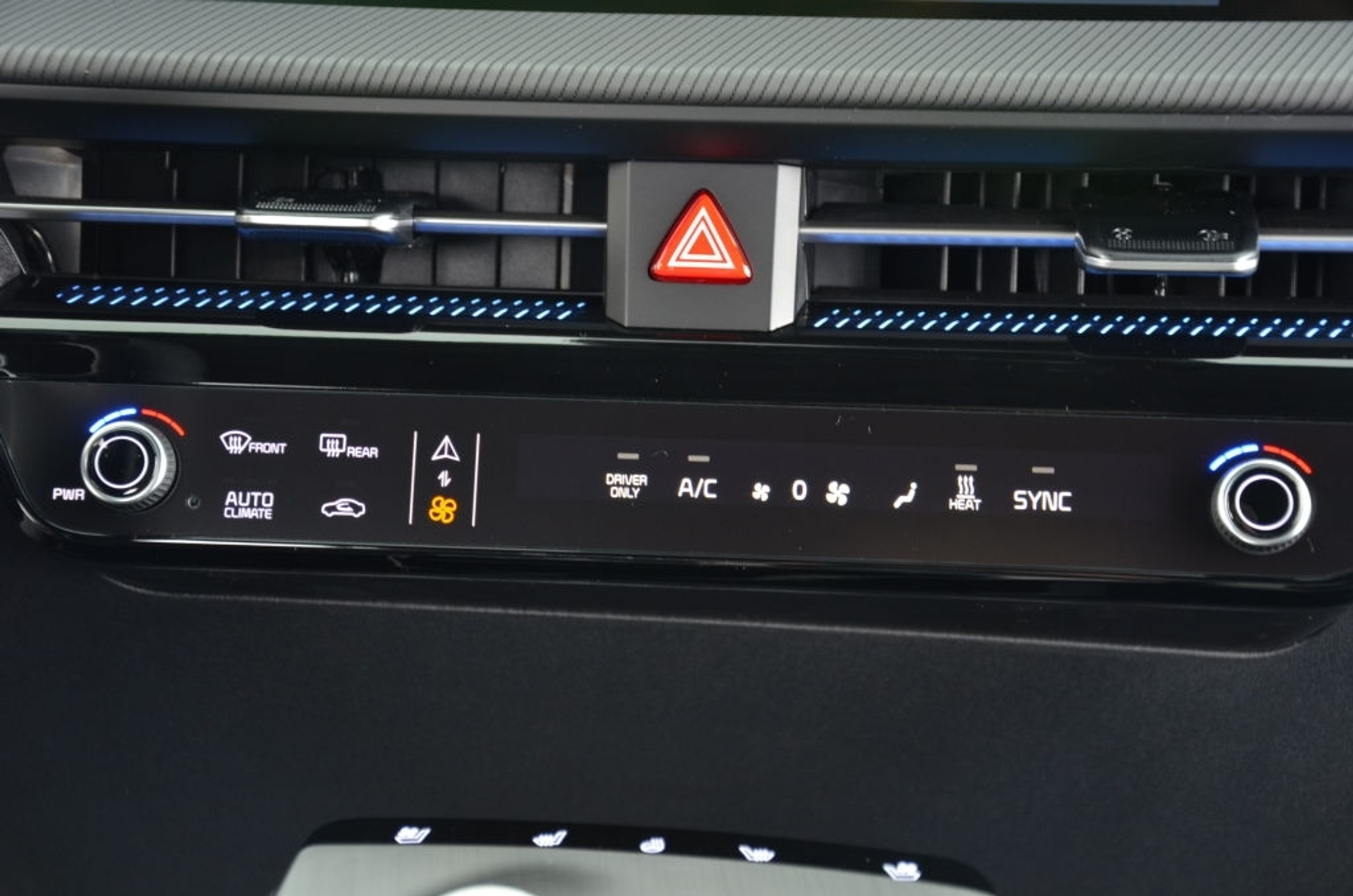 listing desktop thumbnail image 25