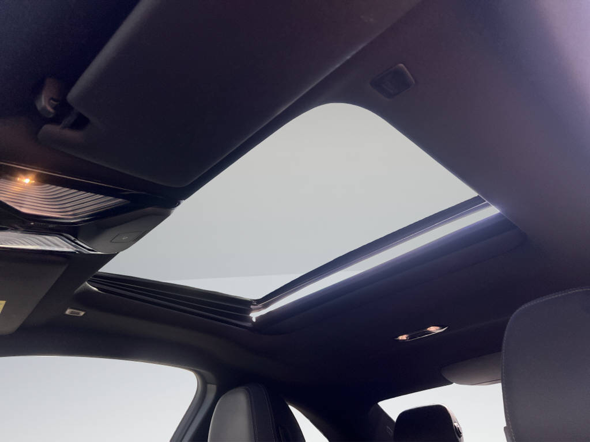 listing desktop thumbnail image 13