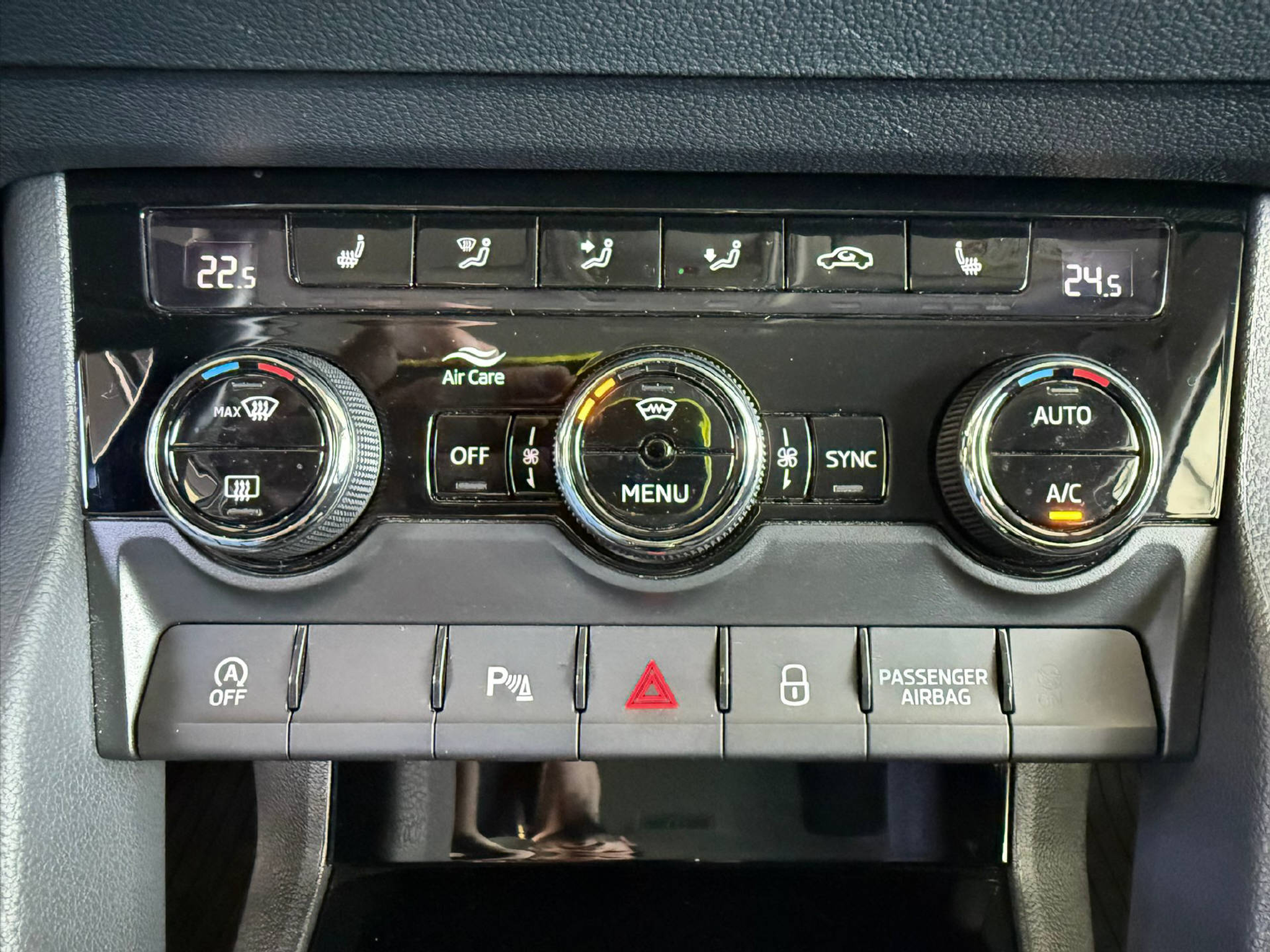 listing desktop thumbnail image 15