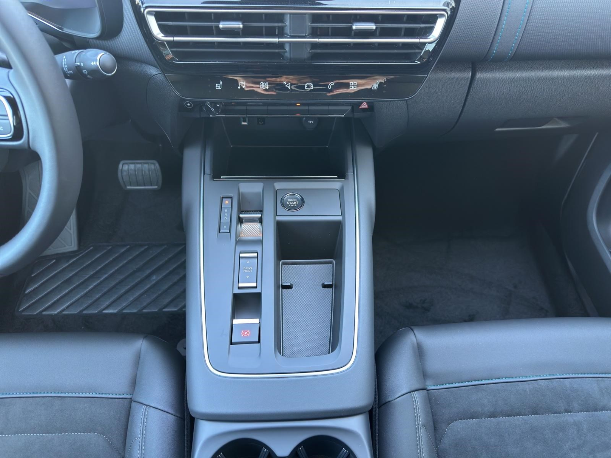 listing desktop thumbnail image 12