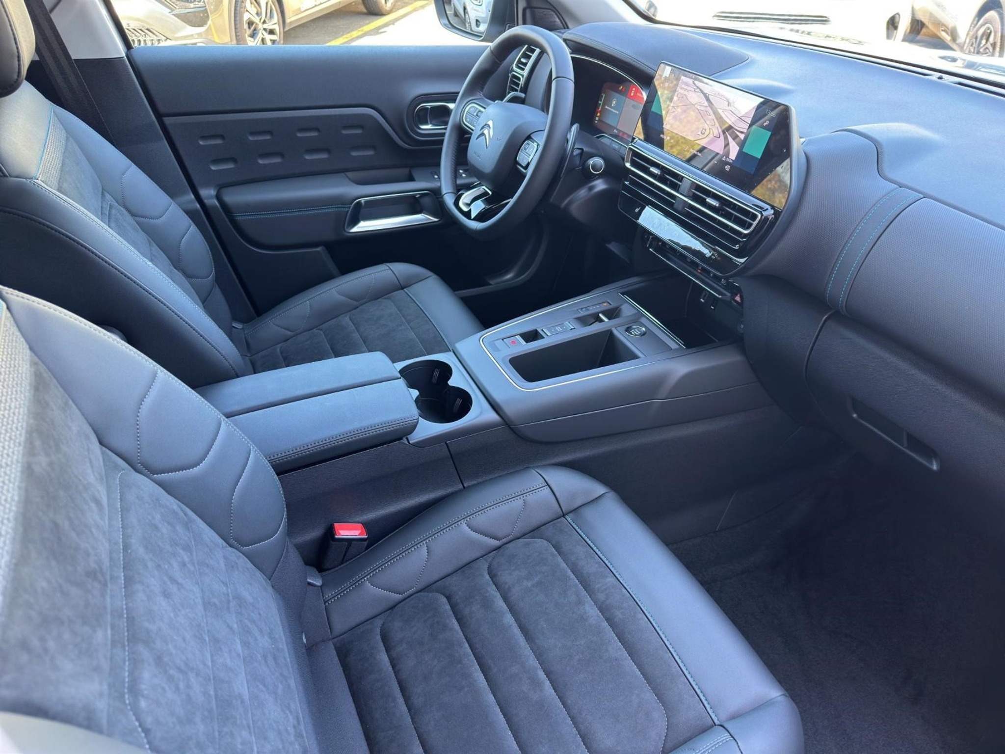 listing desktop thumbnail image 13