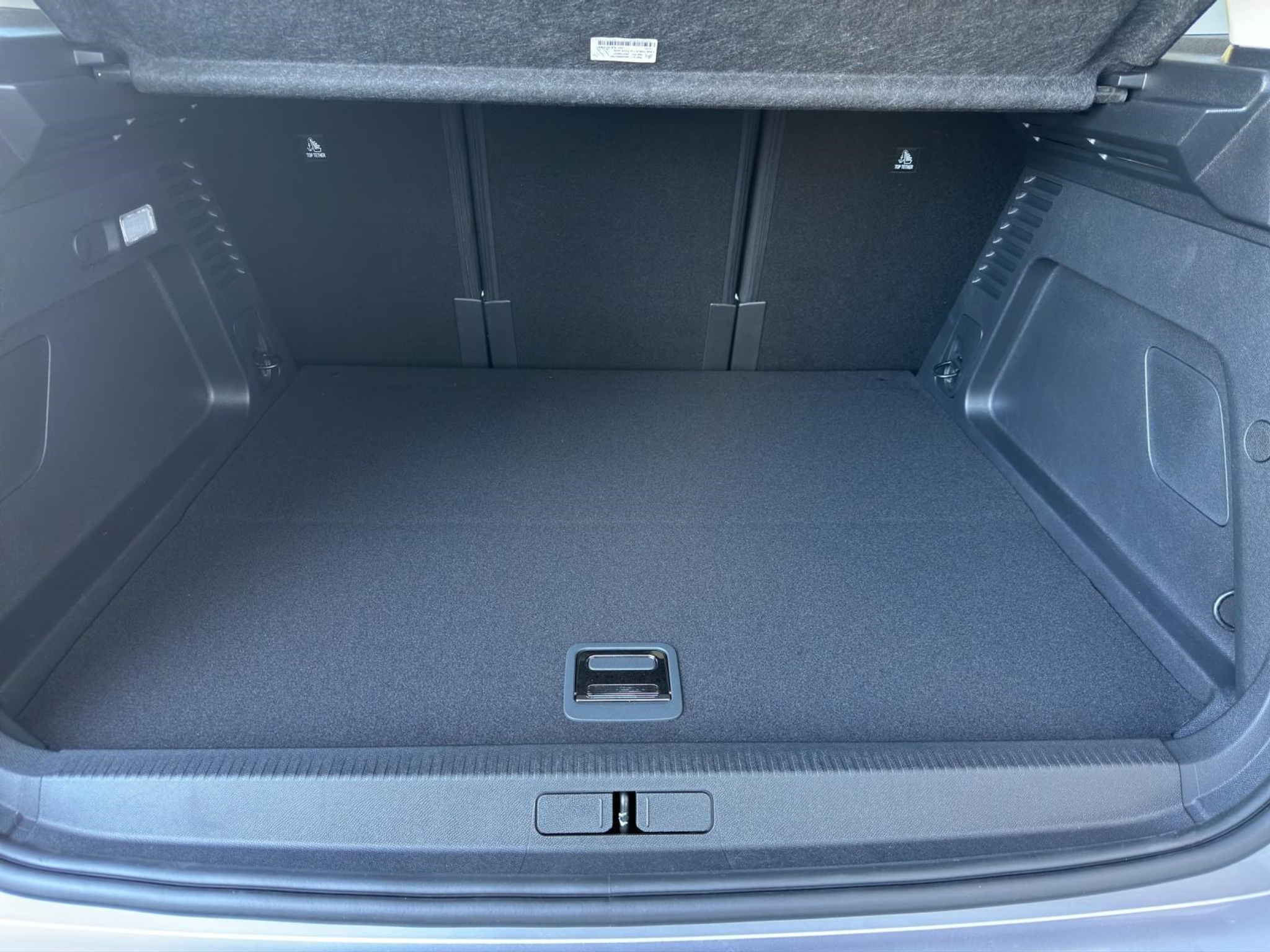 listing desktop thumbnail image 15