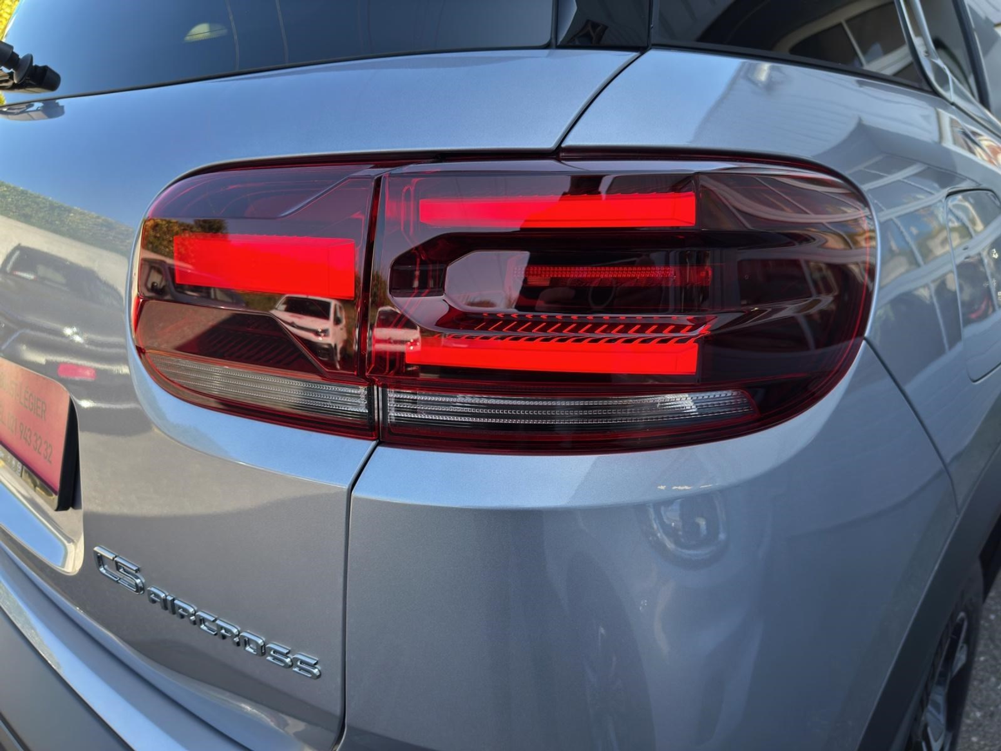 listing desktop thumbnail image 20