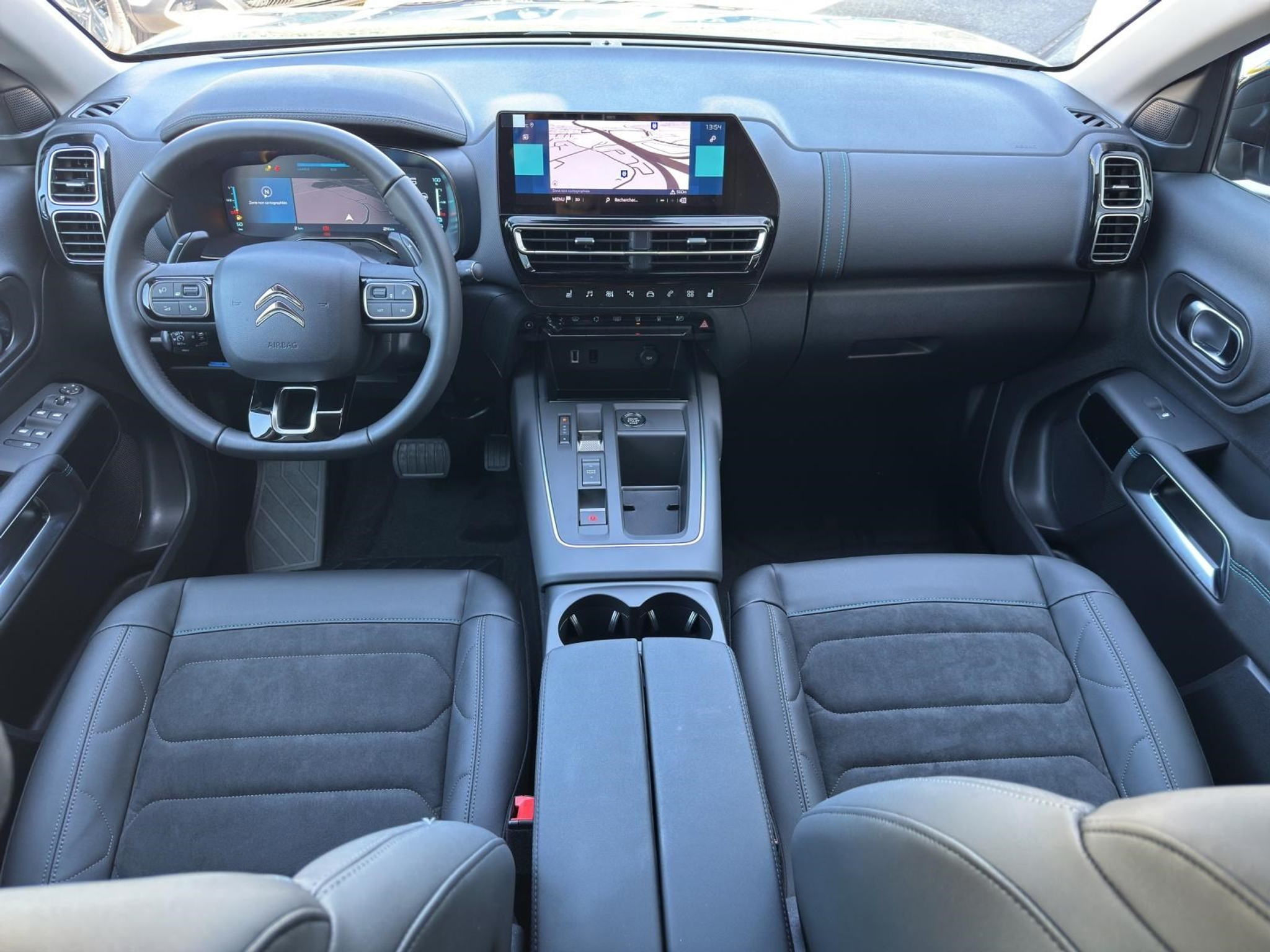 listing desktop thumbnail image 7