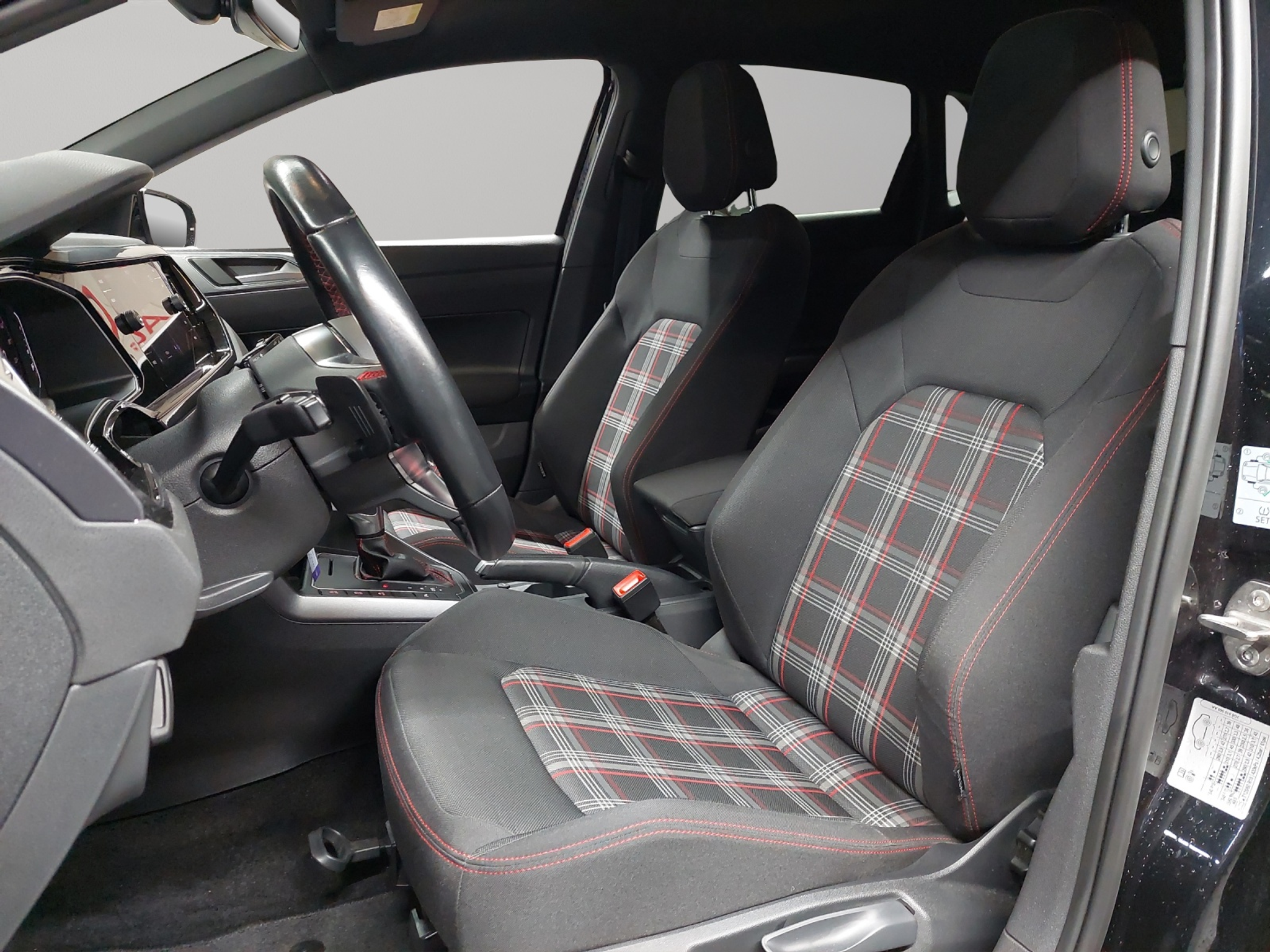 listing desktop thumbnail image 5