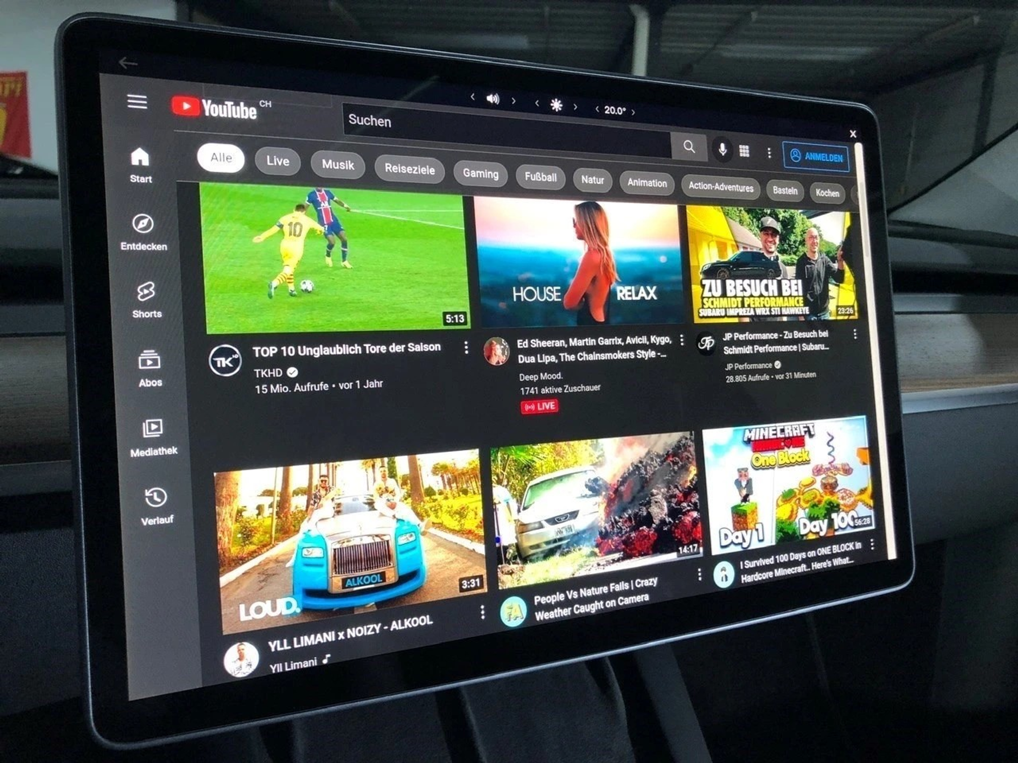 listing desktop thumbnail image 13