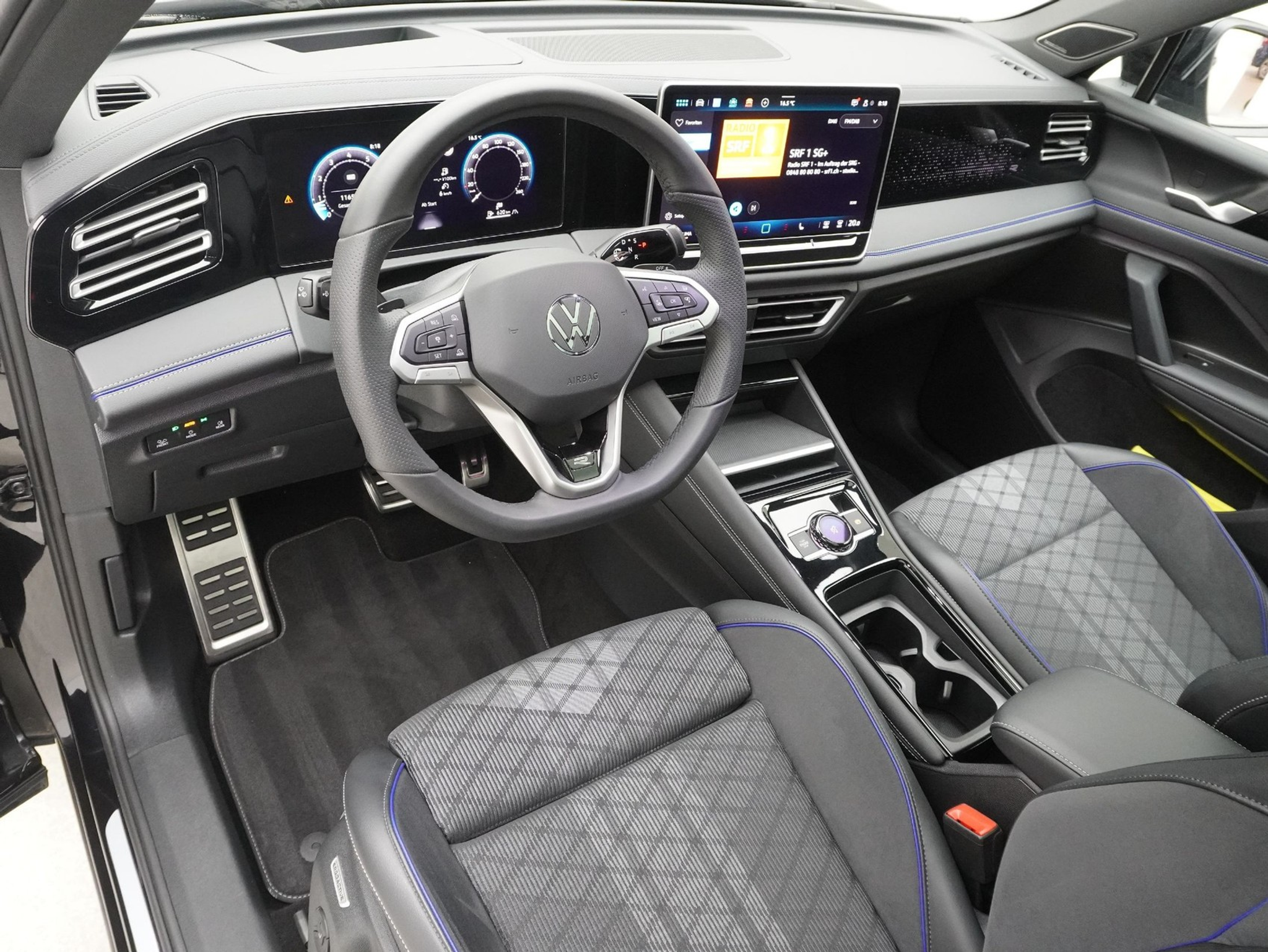 listing desktop thumbnail image 8