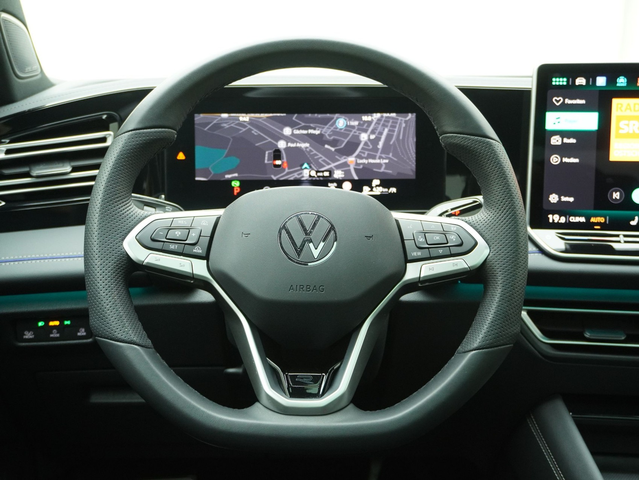 listing desktop thumbnail image 10