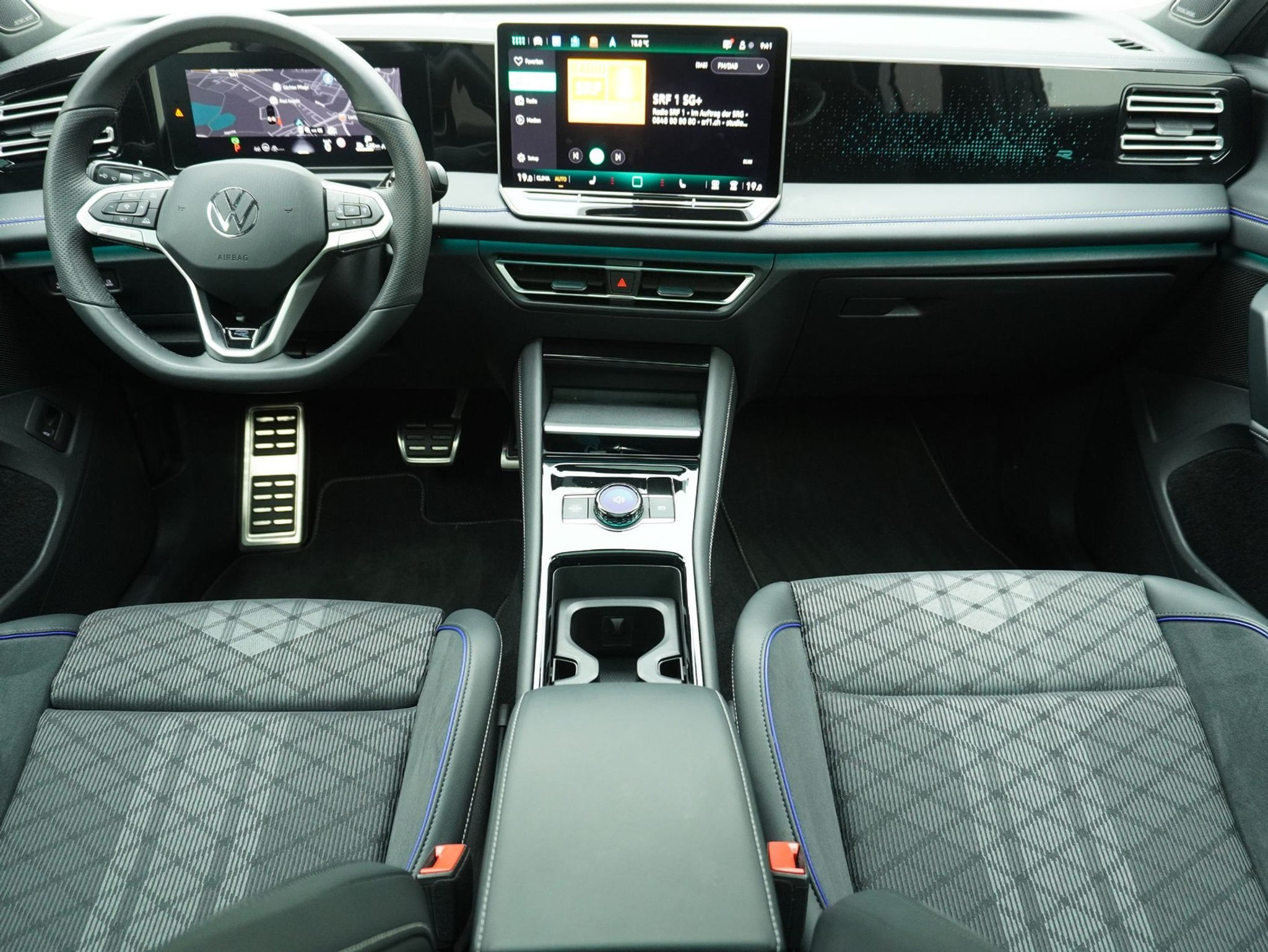 listing desktop thumbnail image 9