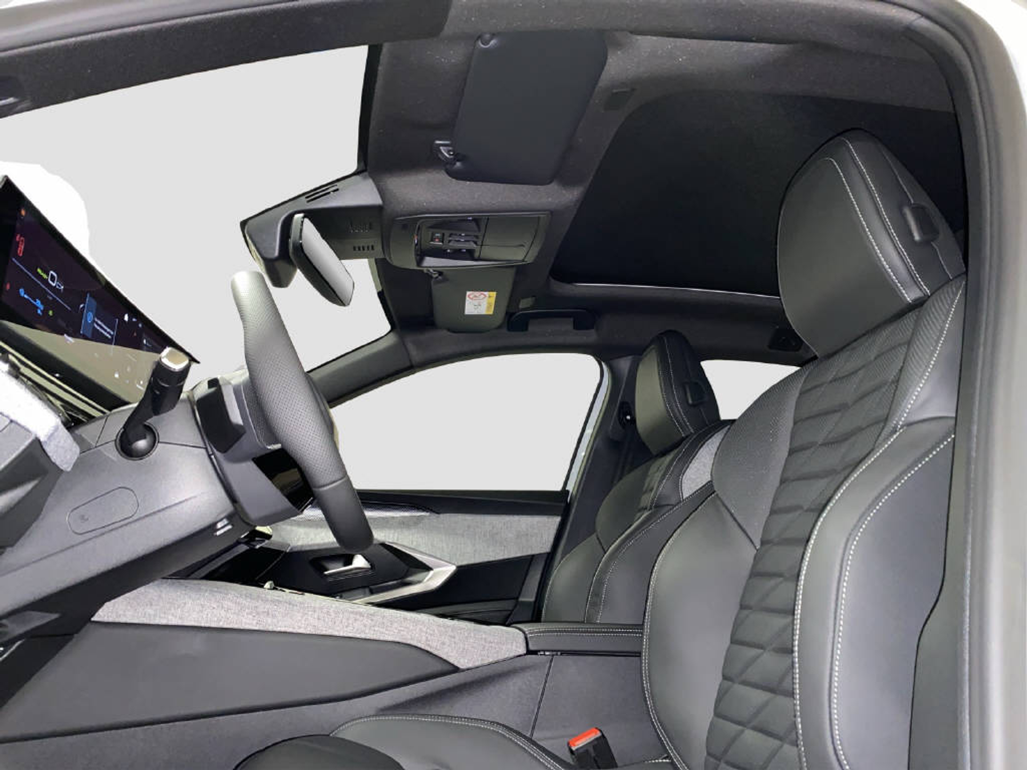 listing desktop thumbnail image 6