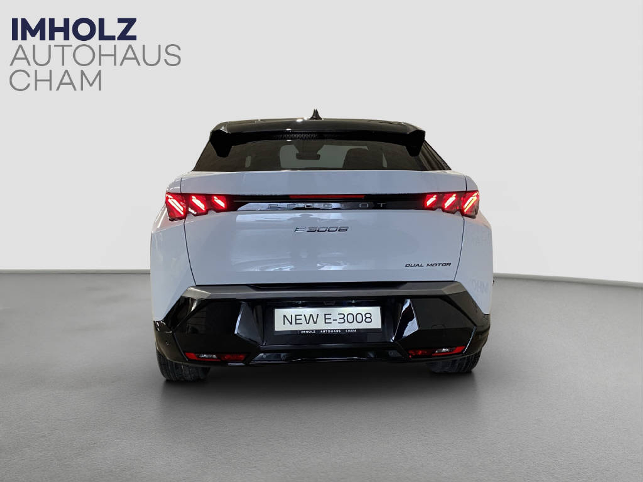 listing desktop thumbnail image 3