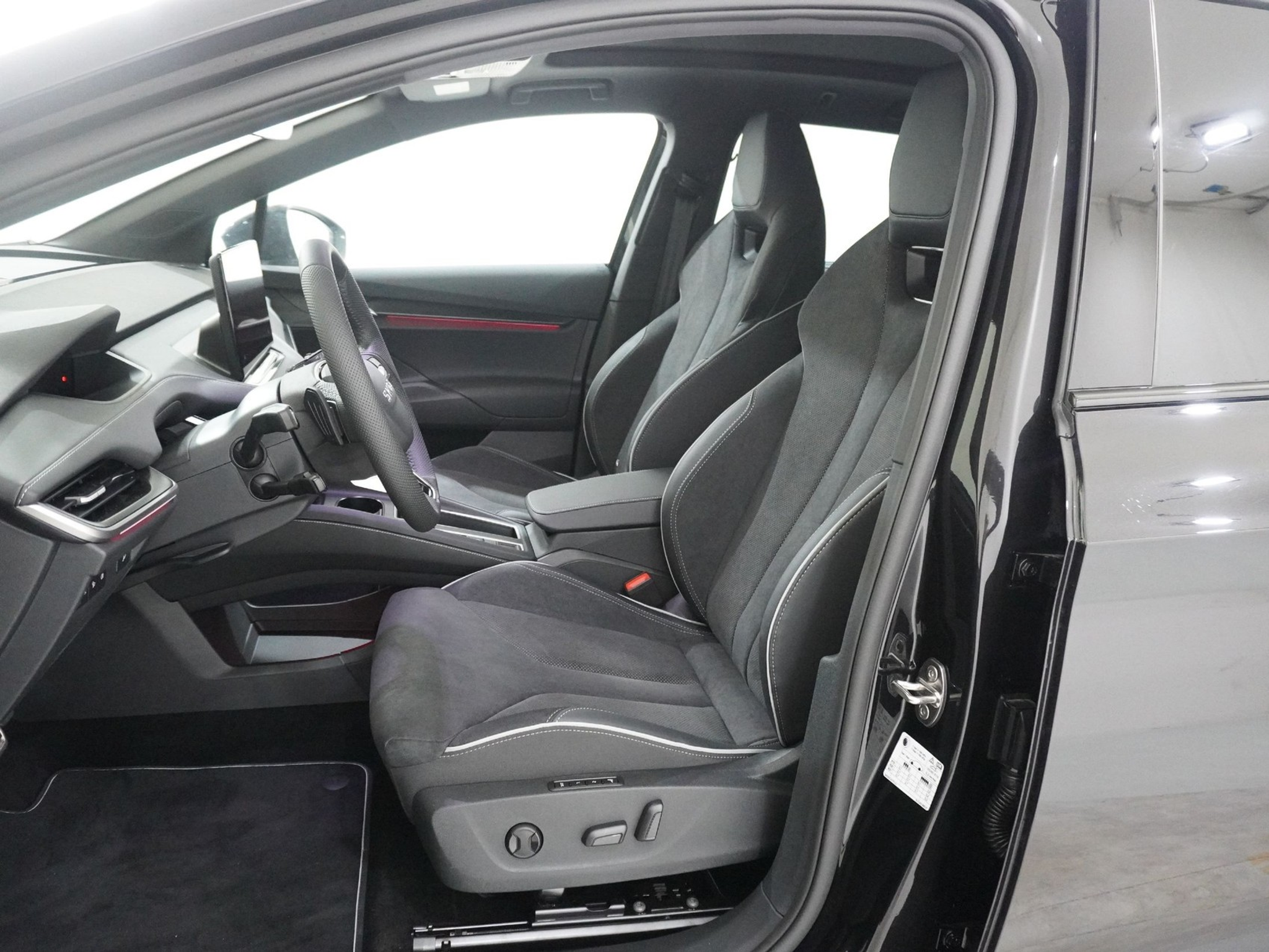 listing desktop thumbnail image 13