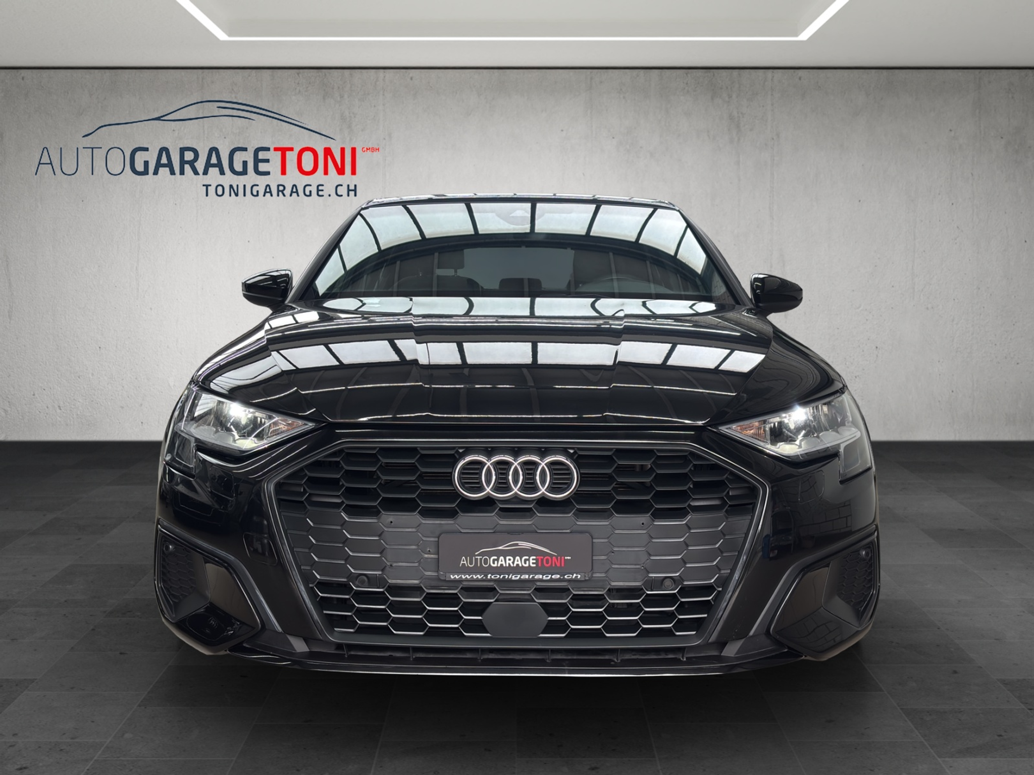 listing desktop thumbnail image 2