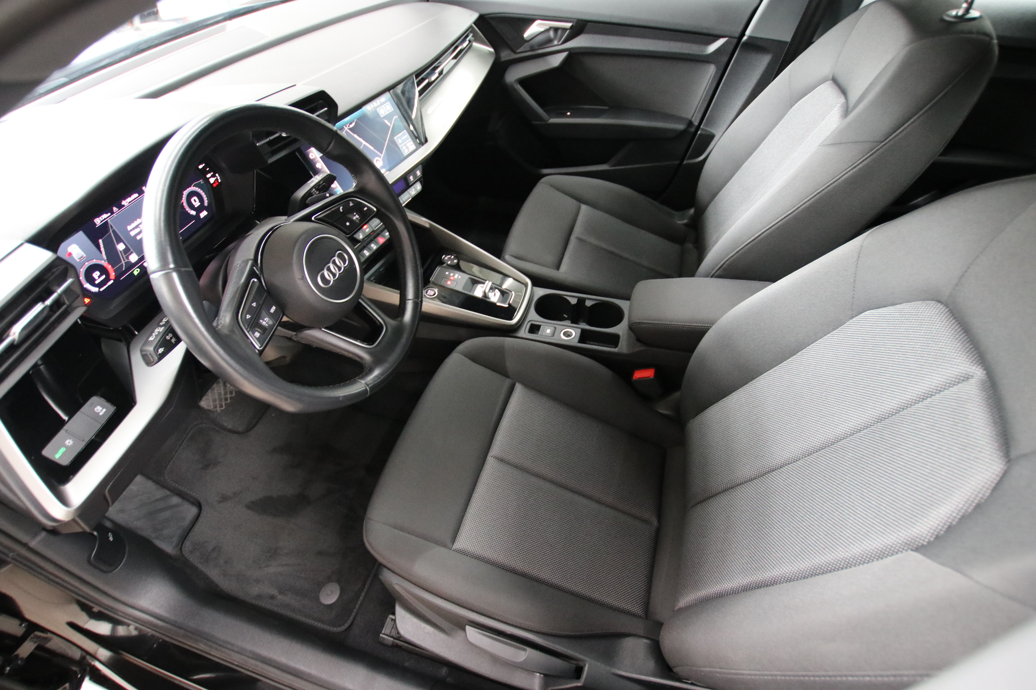 listing desktop thumbnail image 11