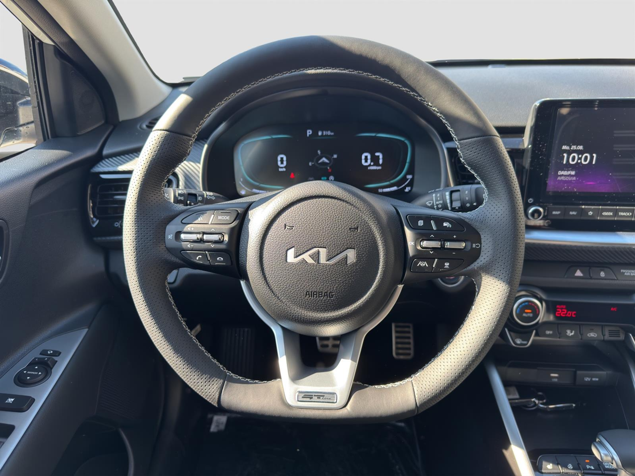 listing desktop thumbnail image 9