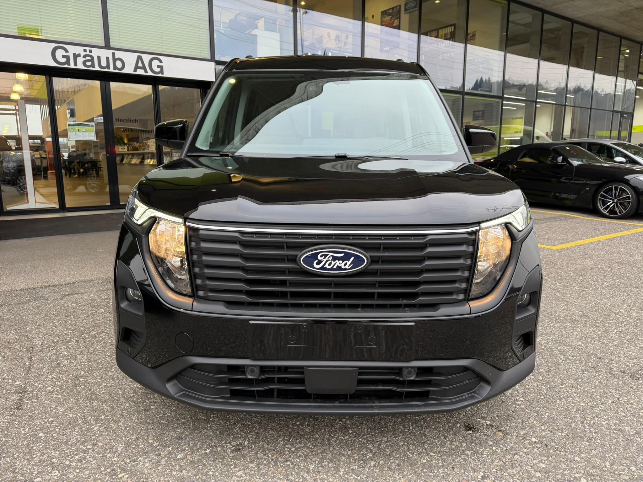 listing desktop thumbnail image 1