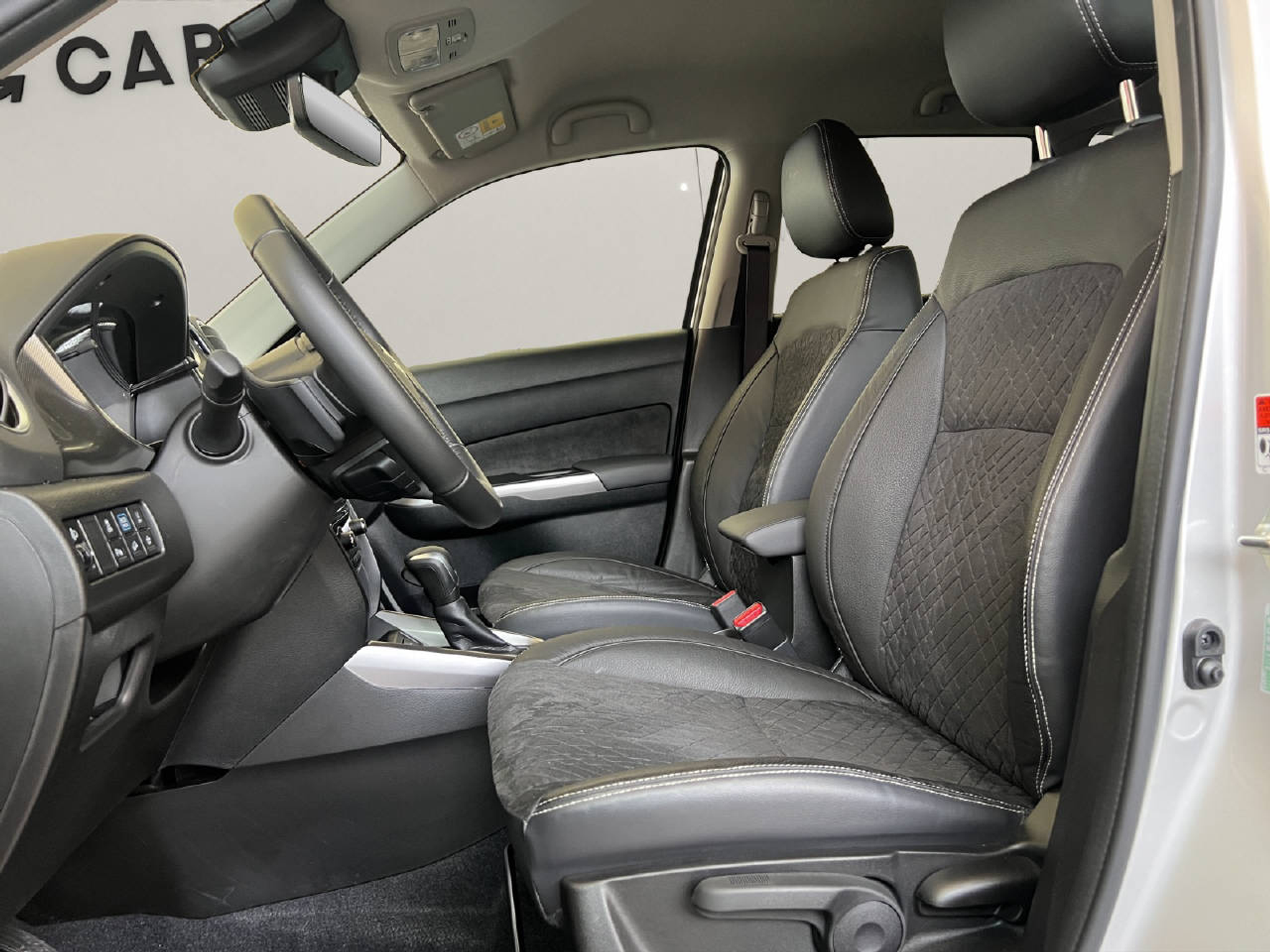 listing desktop thumbnail image 12