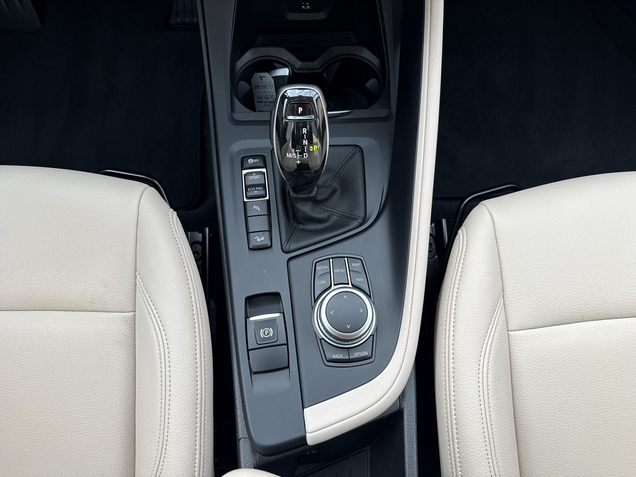 listing desktop thumbnail image 12