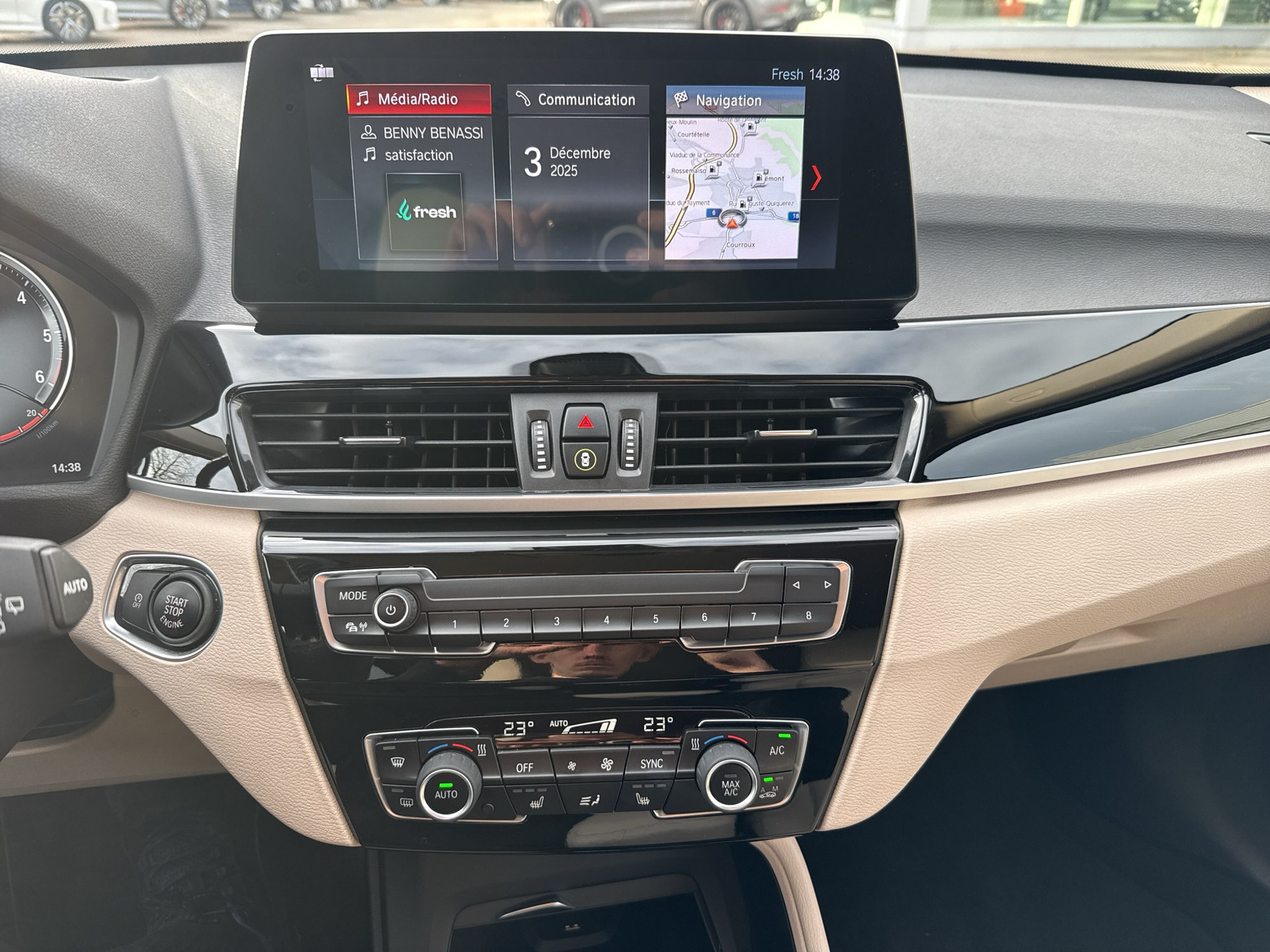 listing desktop thumbnail image 10