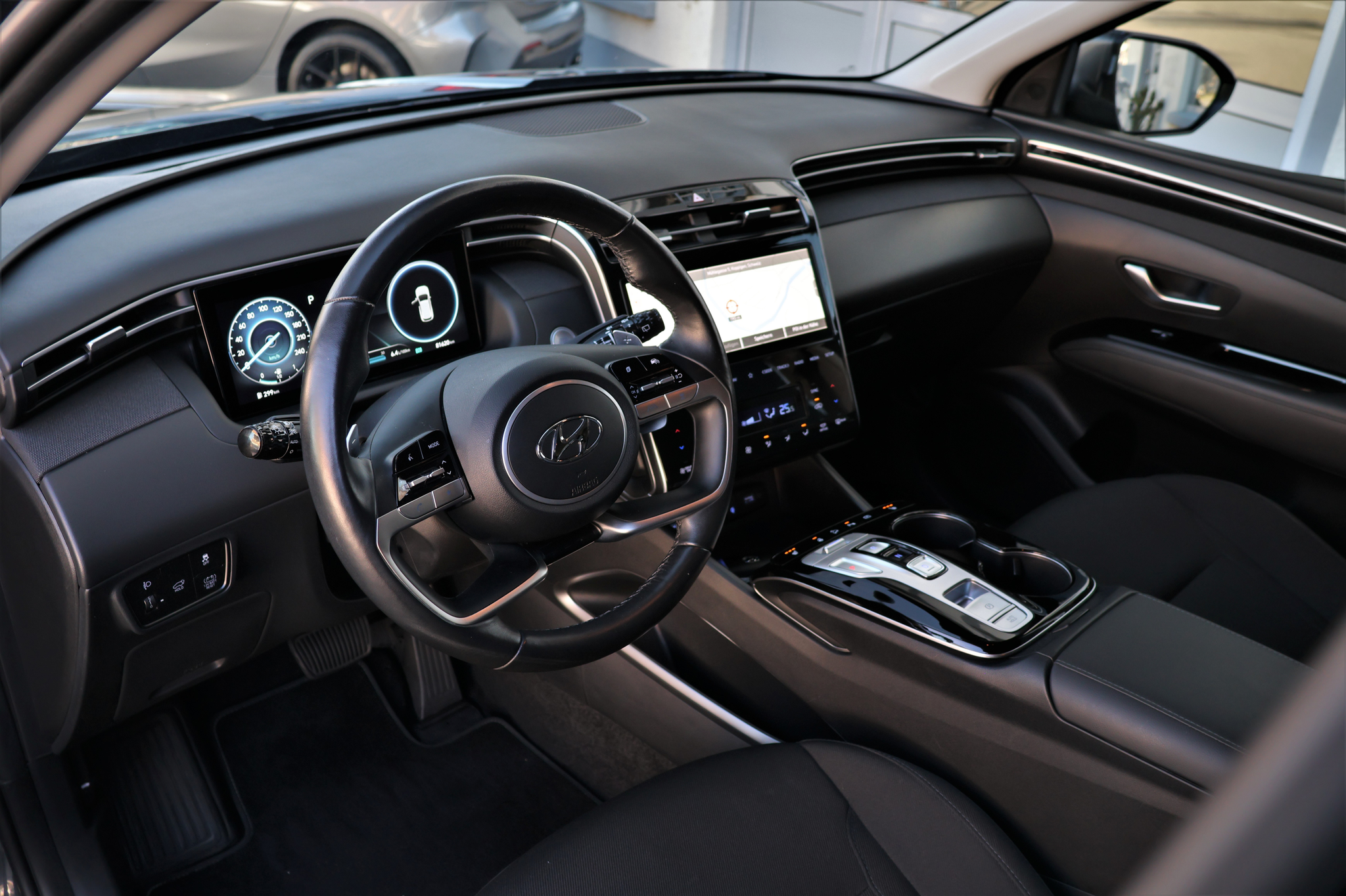 listing desktop thumbnail image 9