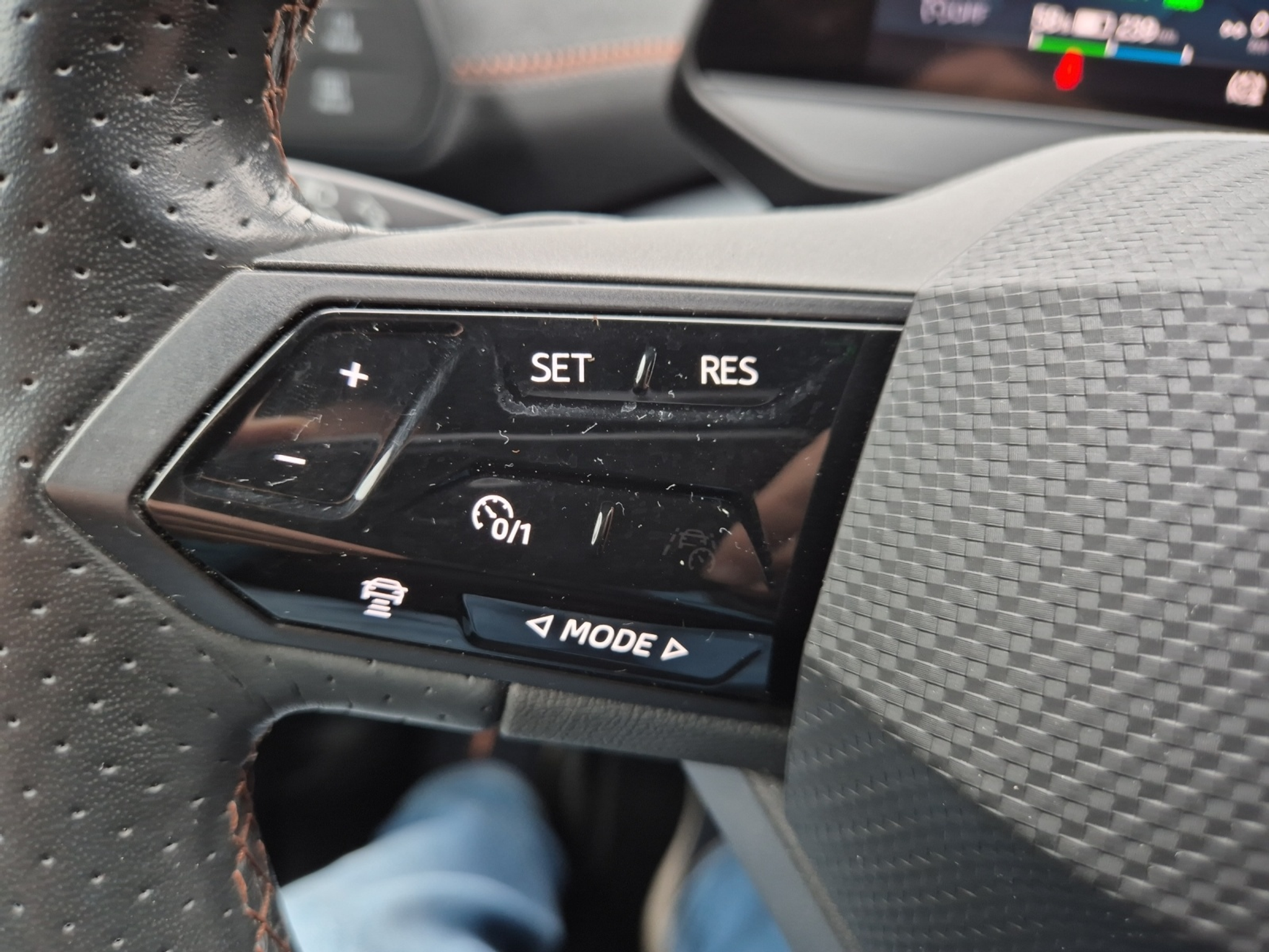 listing desktop thumbnail image 18