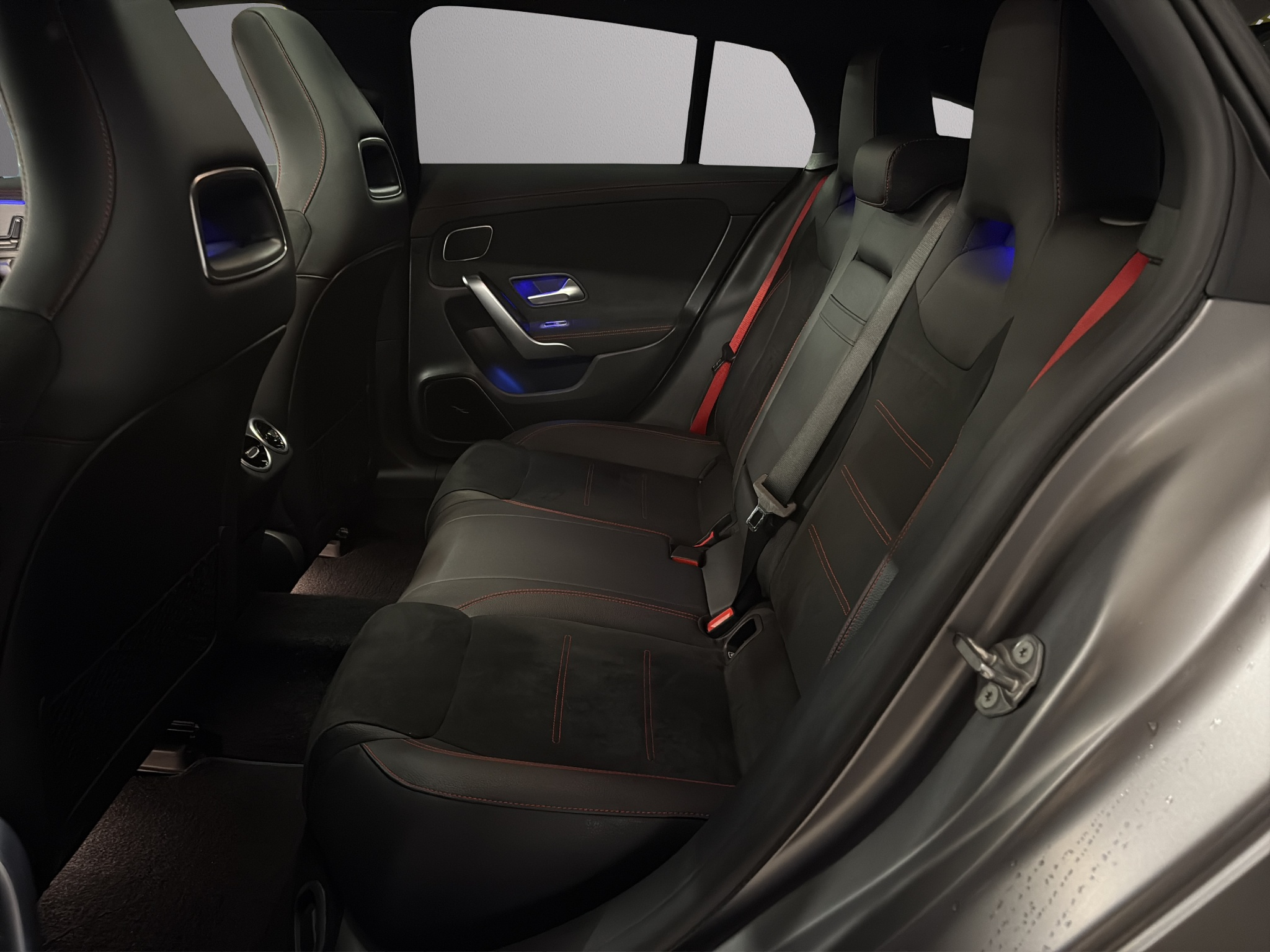 listing desktop thumbnail image 16