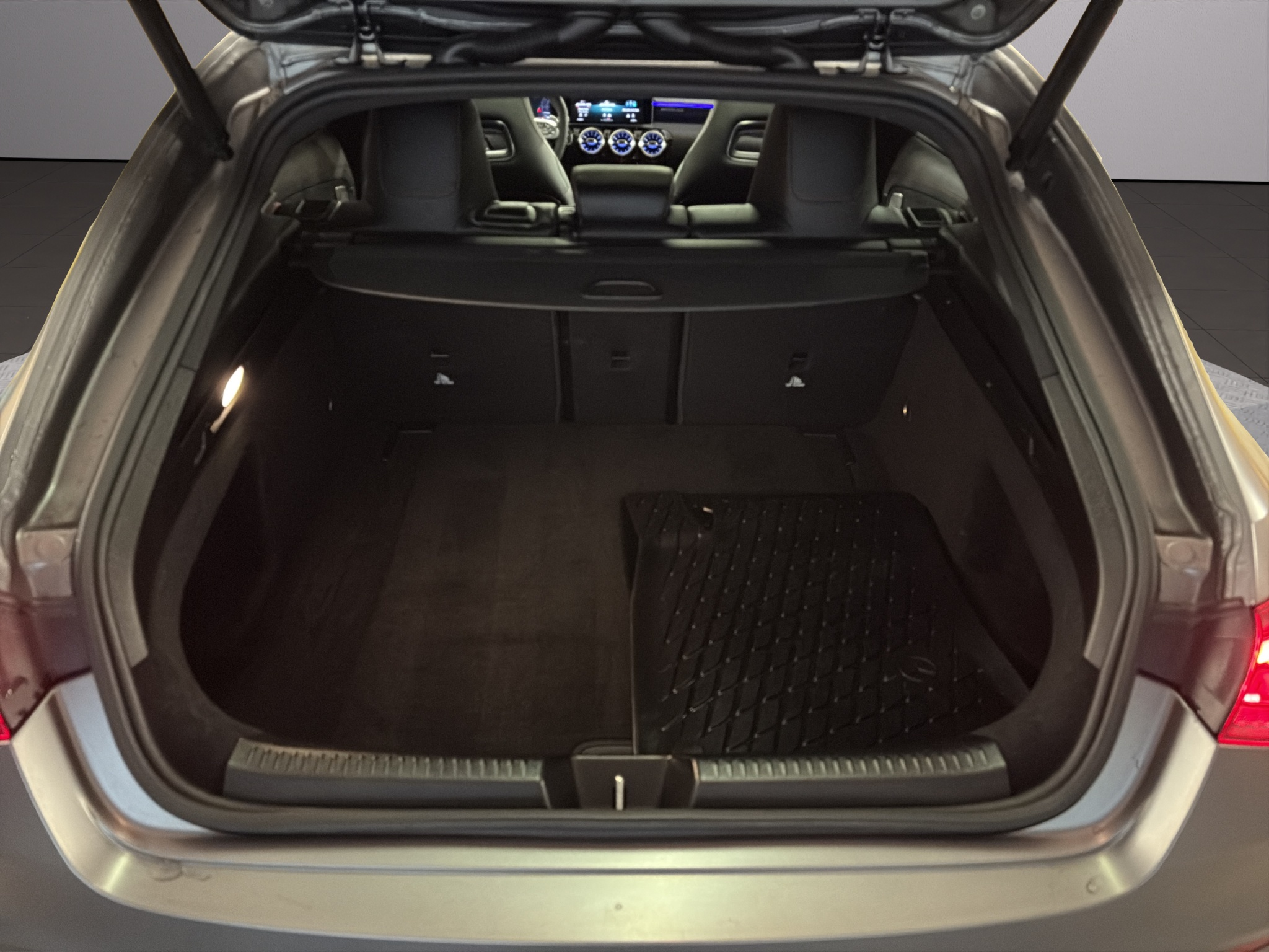 listing desktop thumbnail image 17