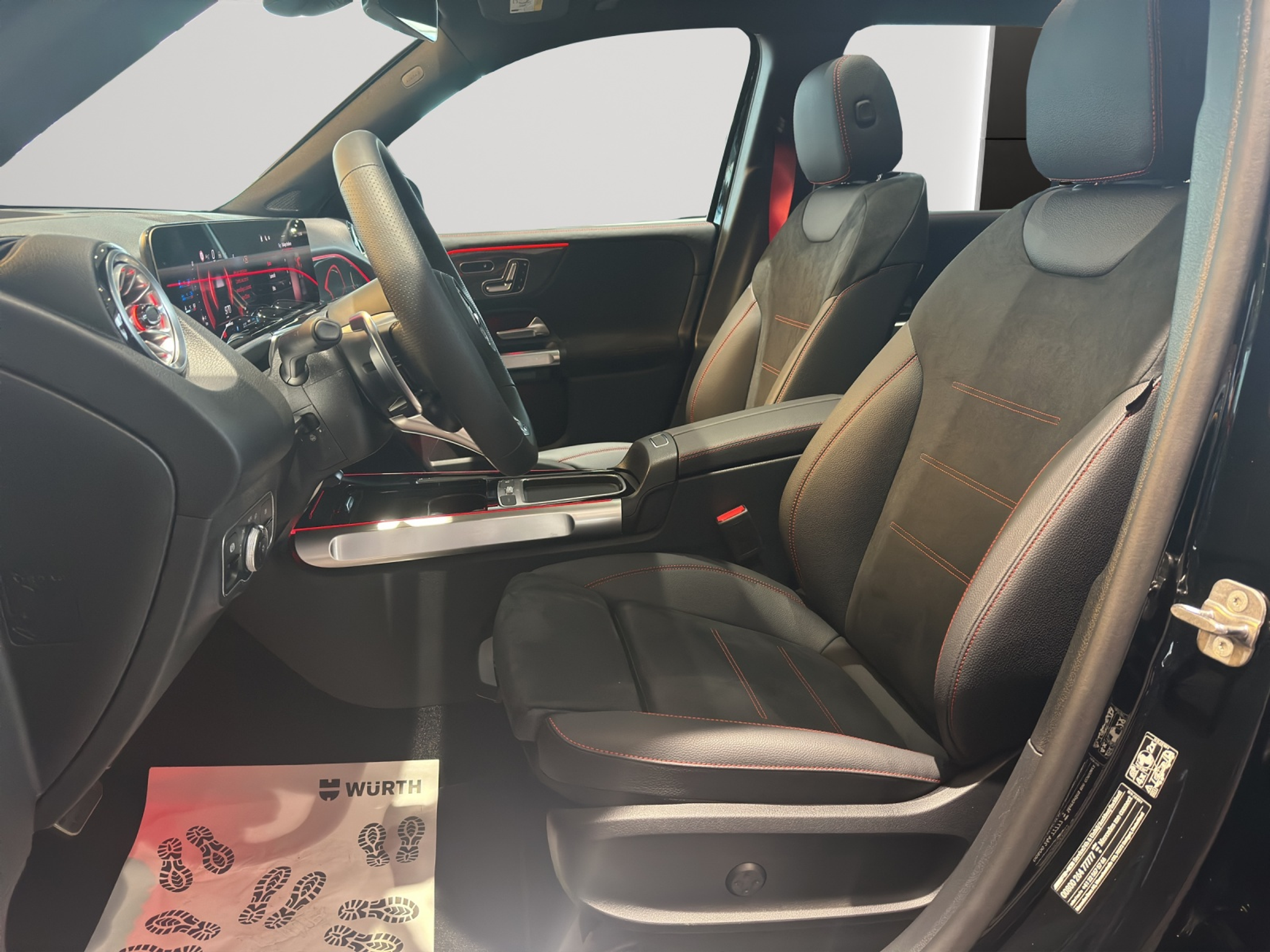 listing desktop thumbnail image 4