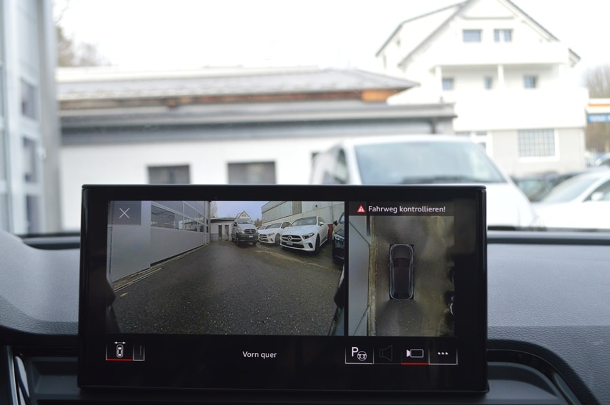 listing desktop thumbnail image 11