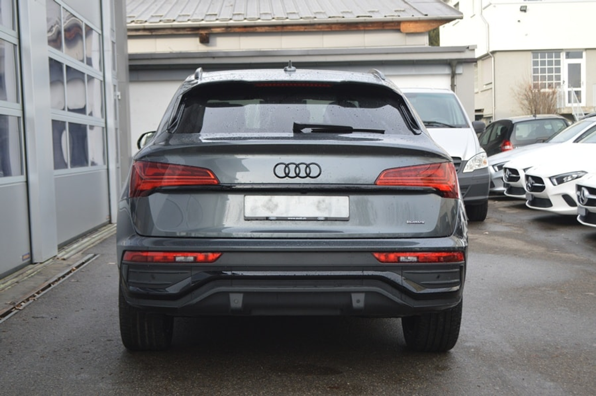 listing desktop thumbnail image 15