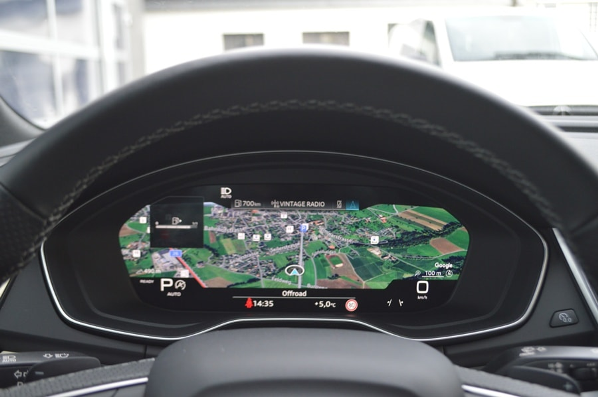 listing desktop thumbnail image 12