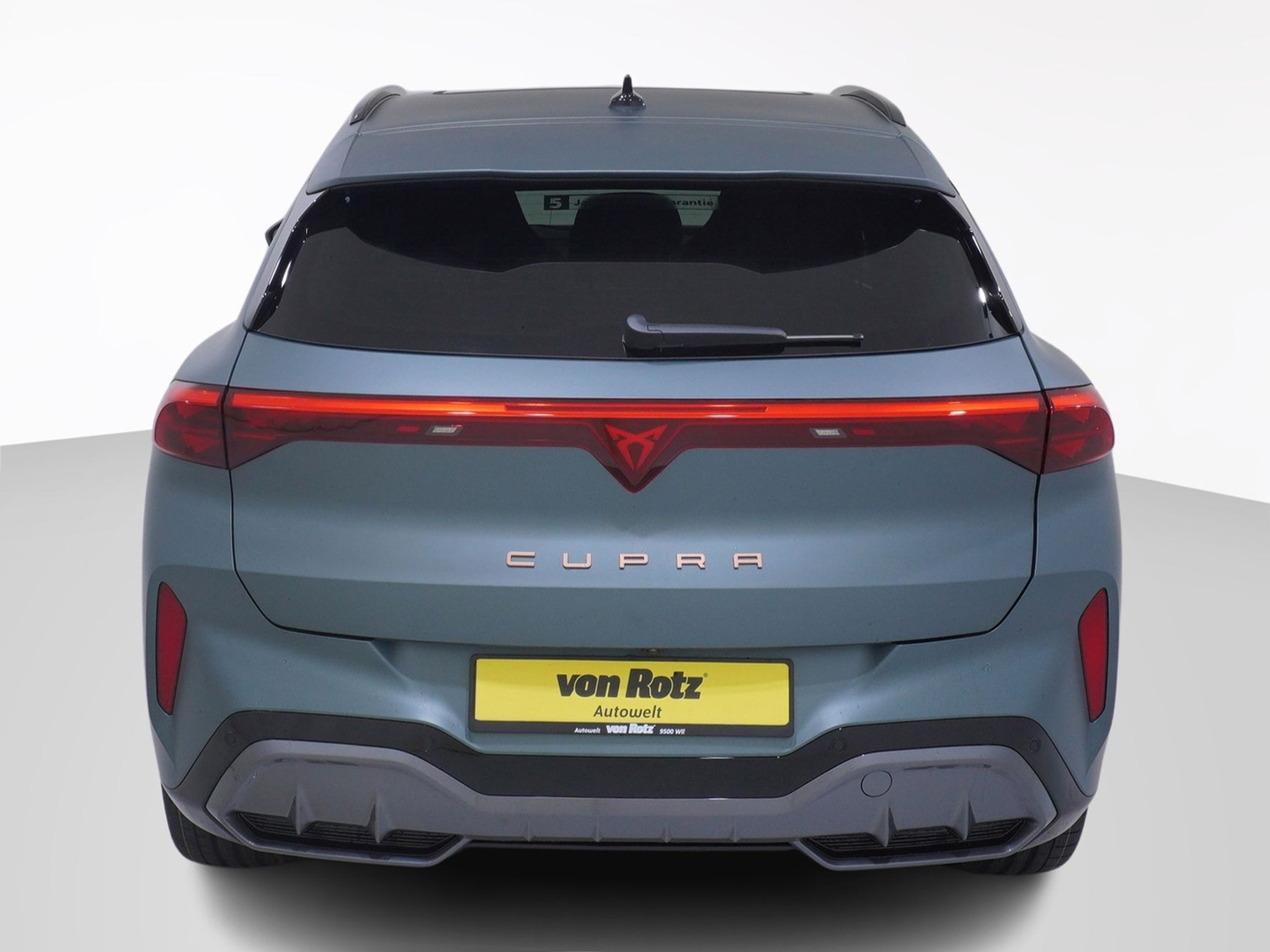 listing desktop thumbnail image 6