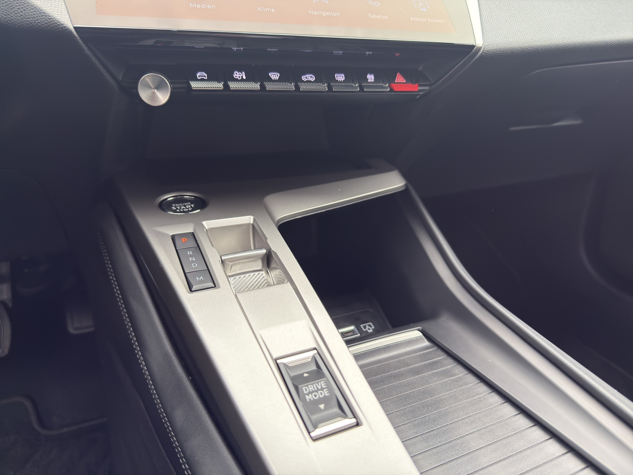 listing desktop thumbnail image 10