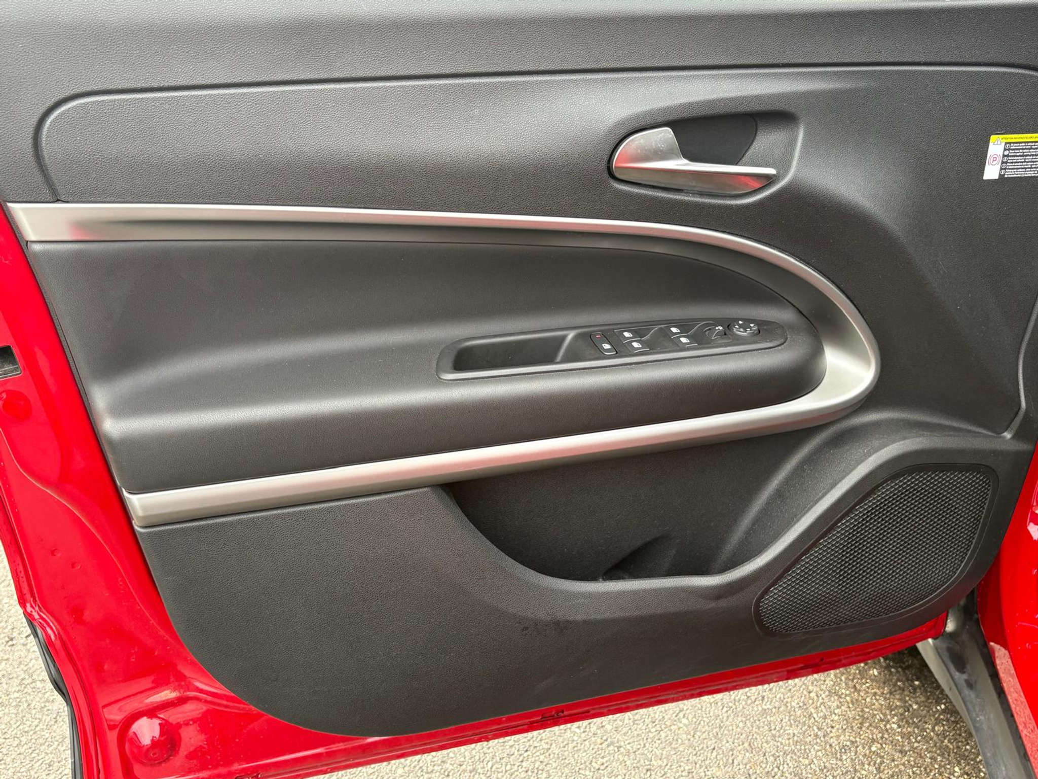 listing desktop thumbnail image 14