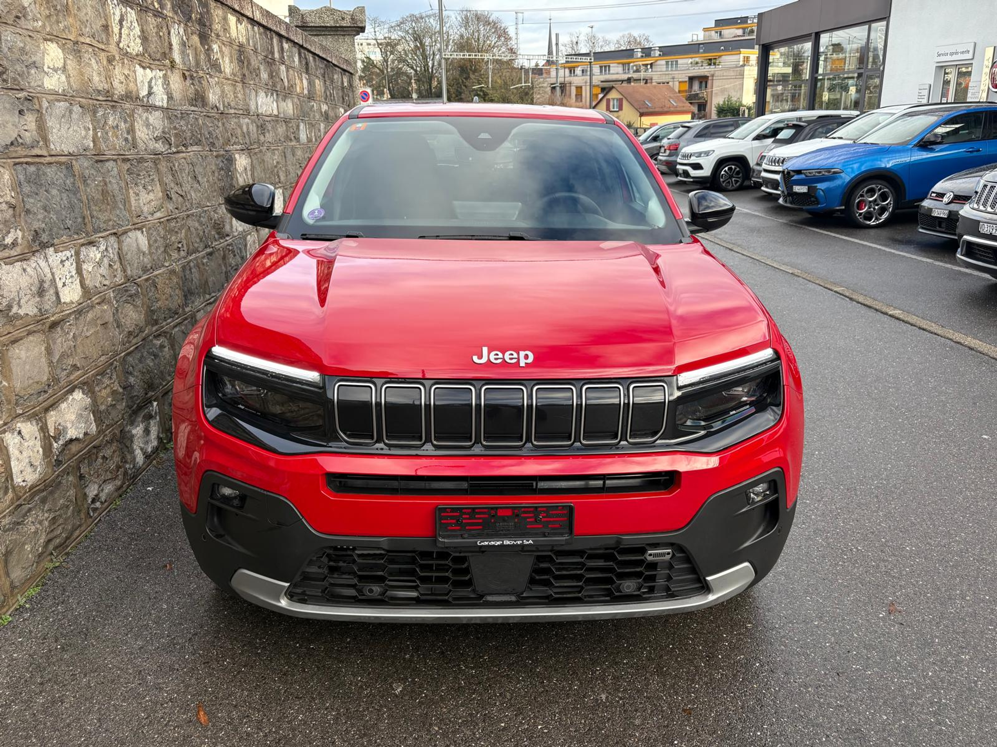 listing desktop thumbnail image 3