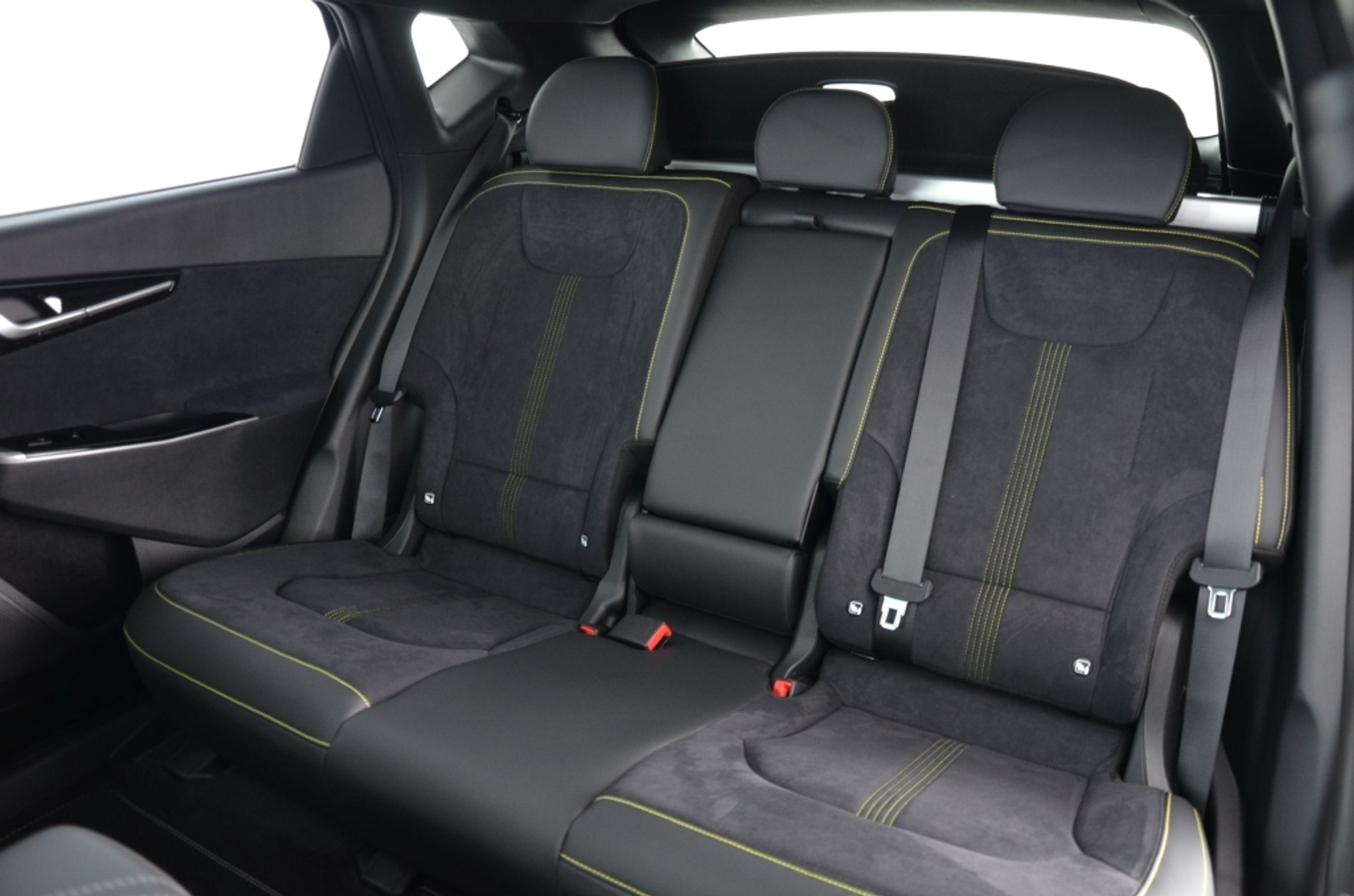 listing desktop thumbnail image 16