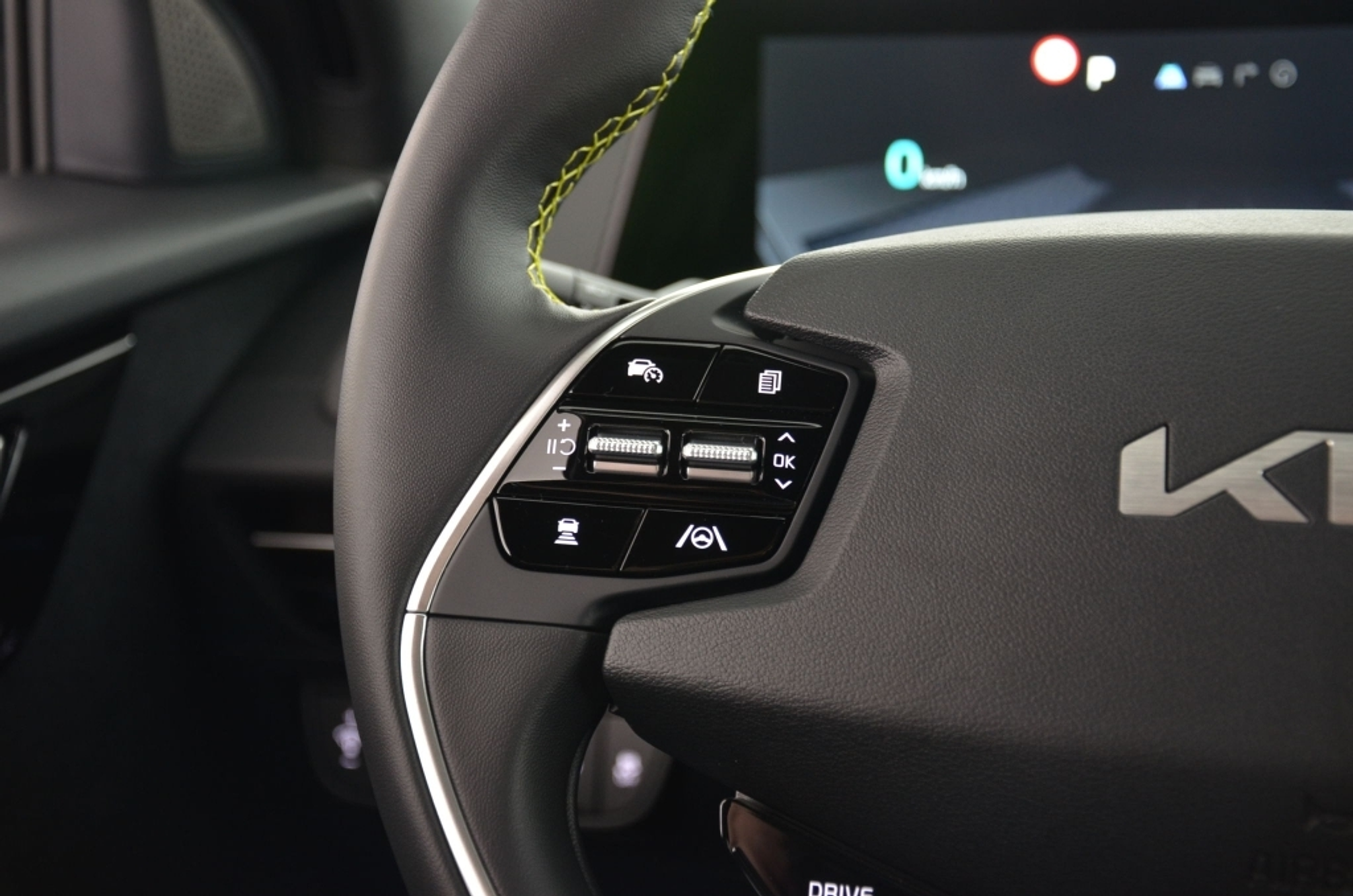 listing desktop thumbnail image 24