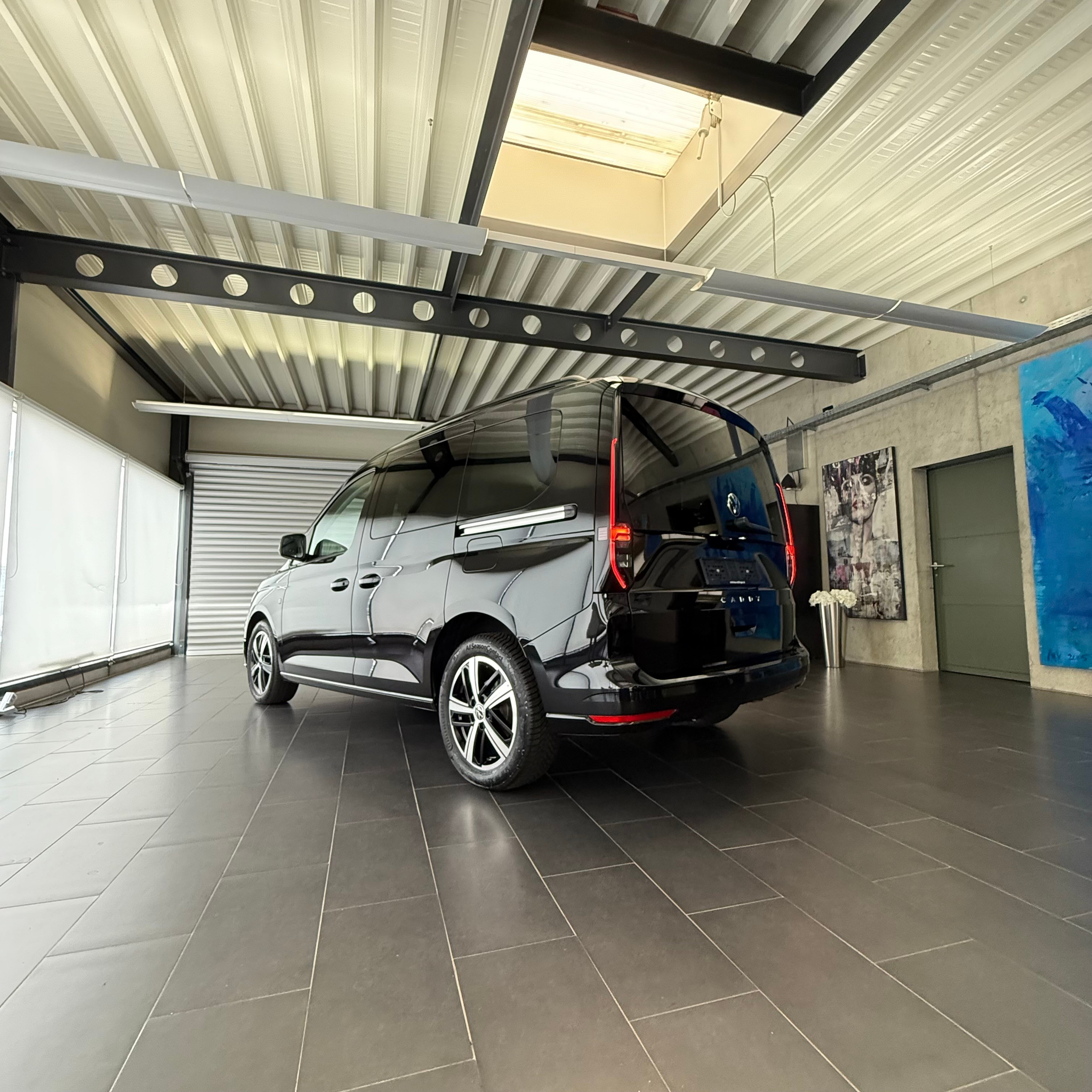 listing desktop thumbnail image 14