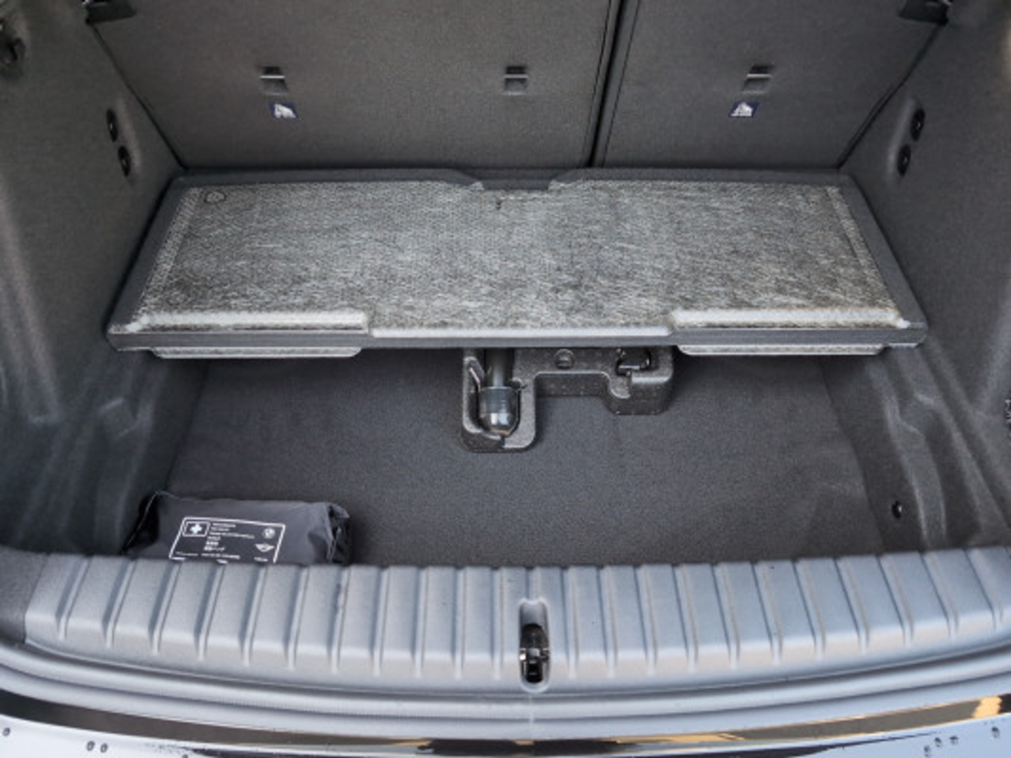 listing desktop thumbnail image 13