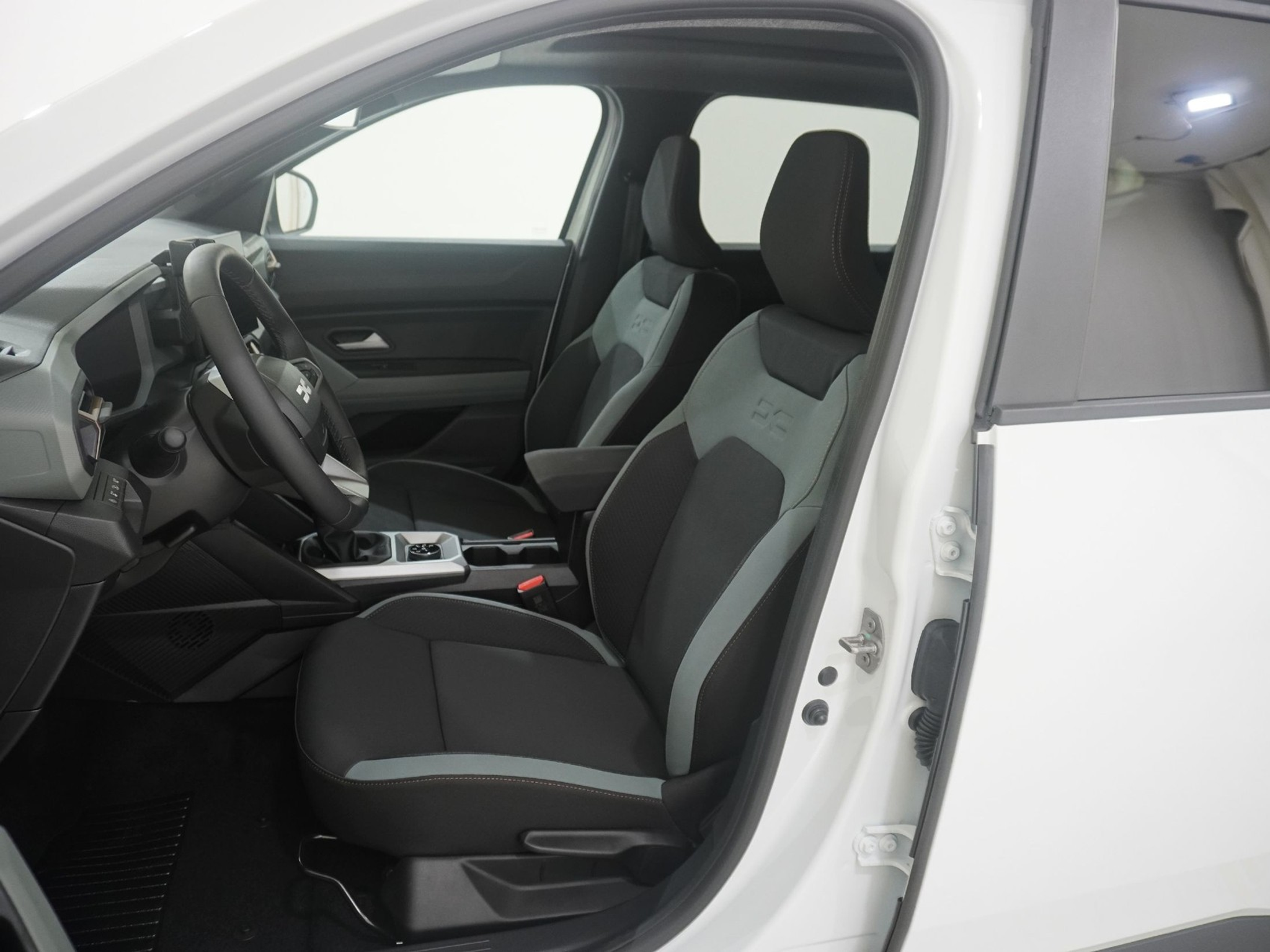 listing desktop thumbnail image 12