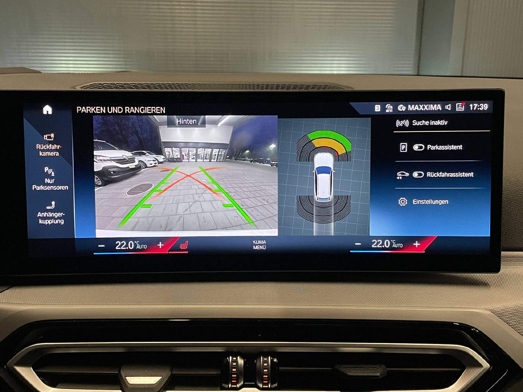 listing desktop thumbnail image 13