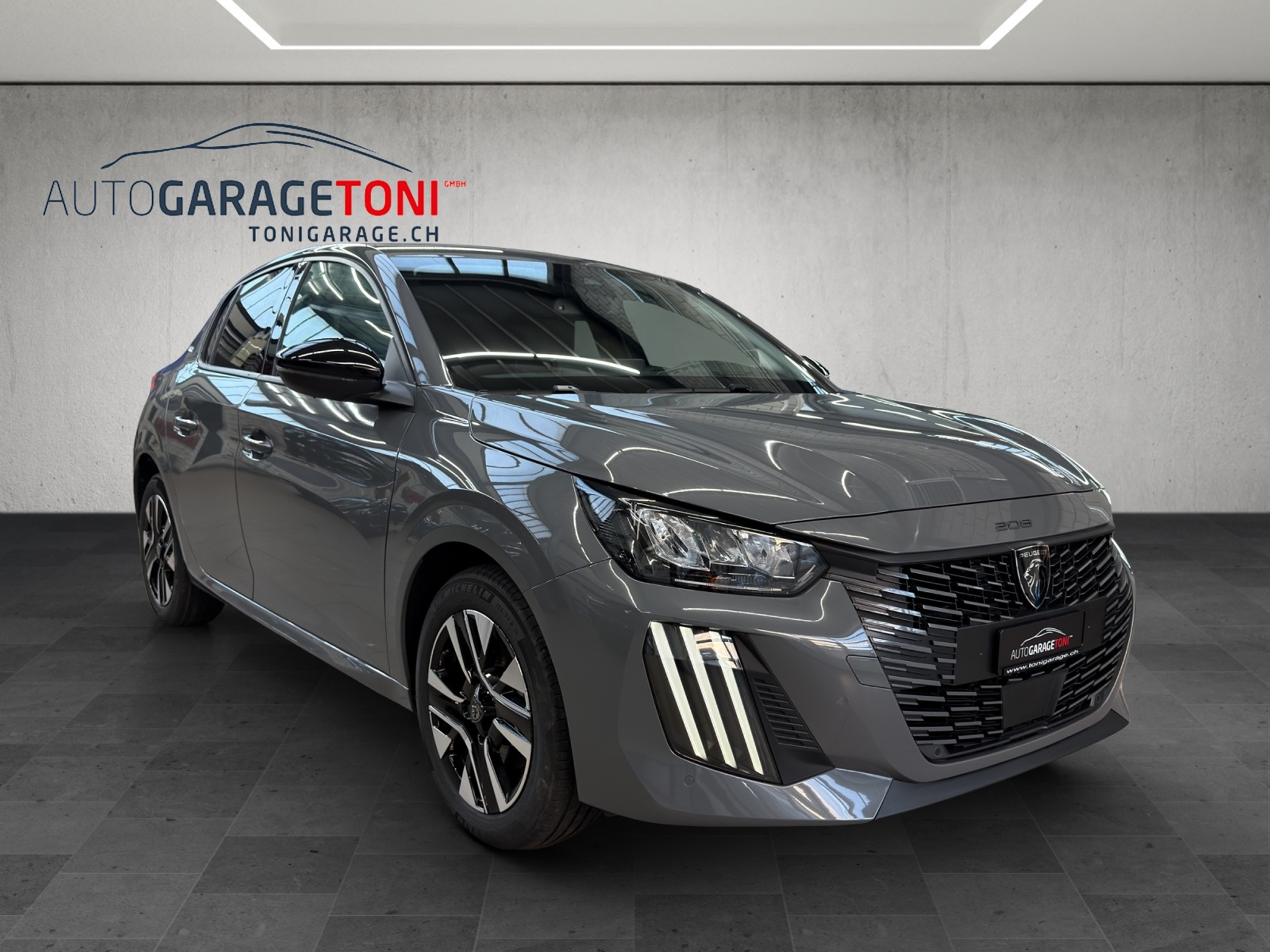 listing desktop thumbnail image 2