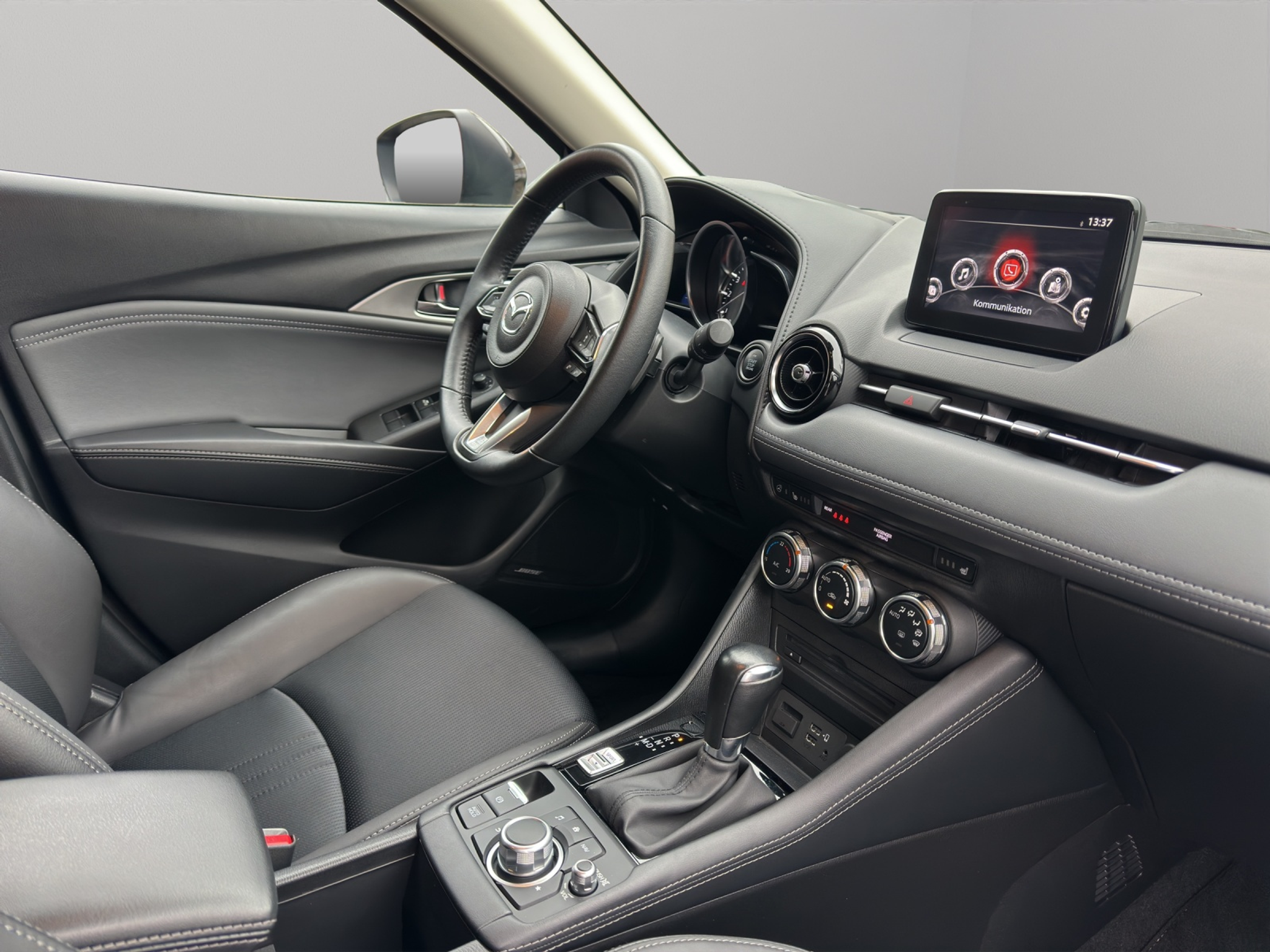 listing desktop thumbnail image 12