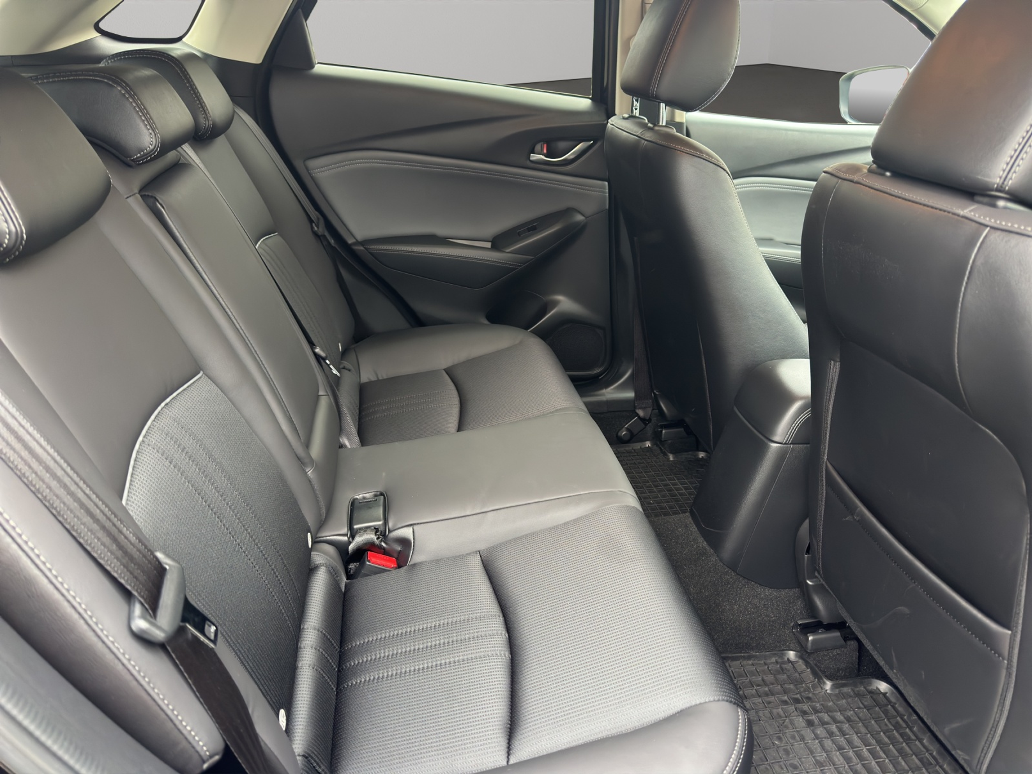 listing desktop thumbnail image 14