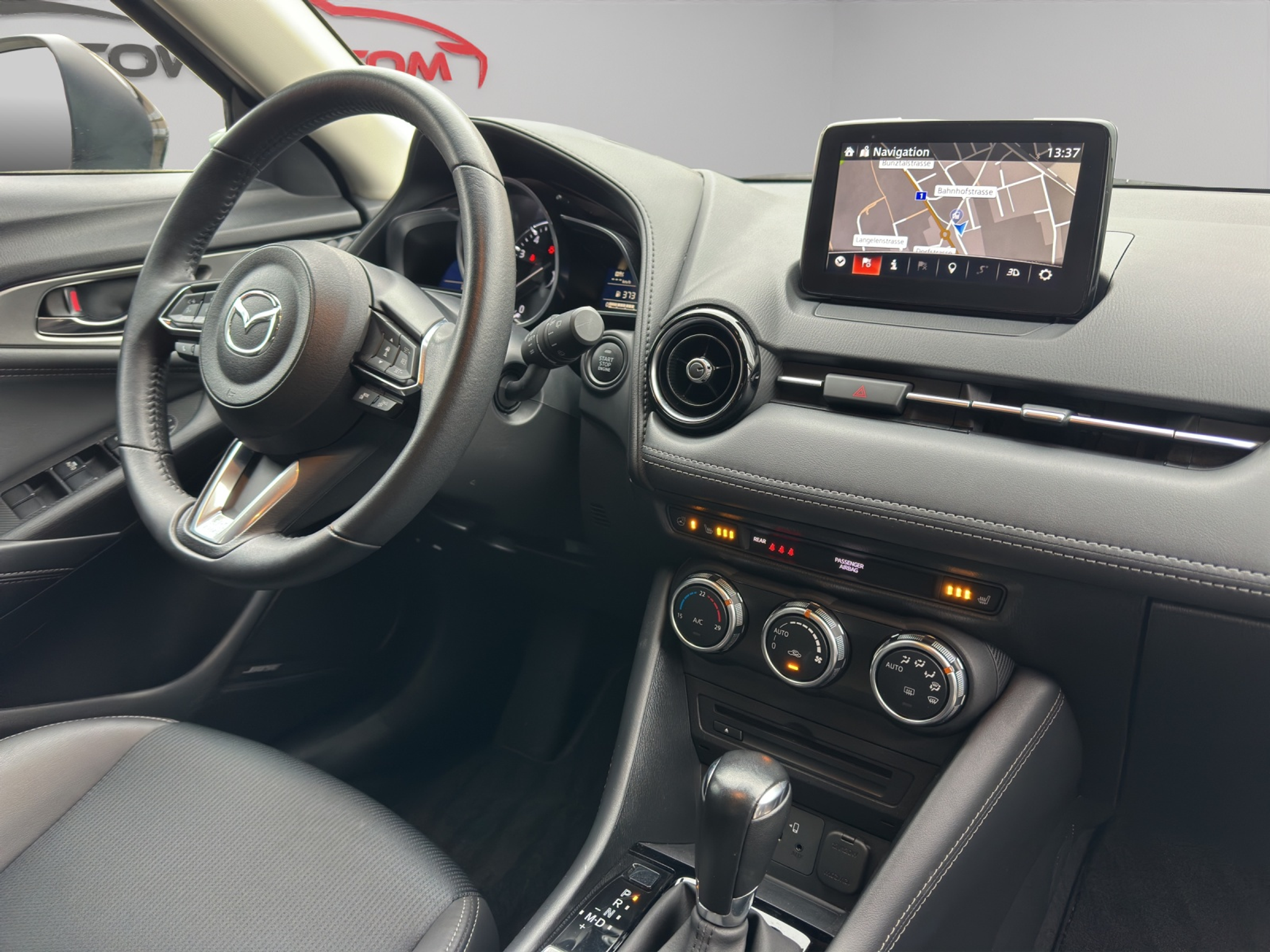 listing desktop thumbnail image 11