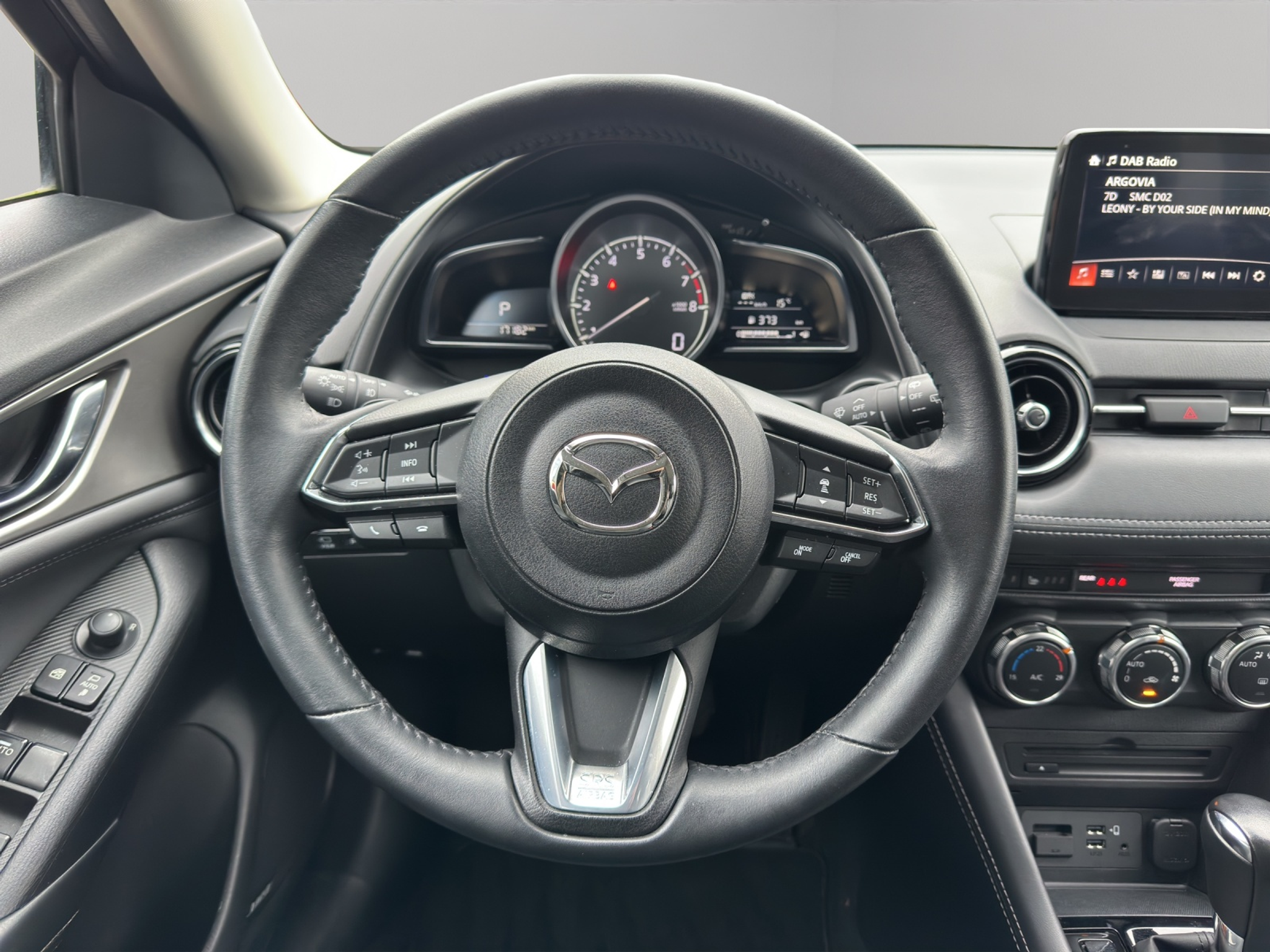 listing desktop thumbnail image 9